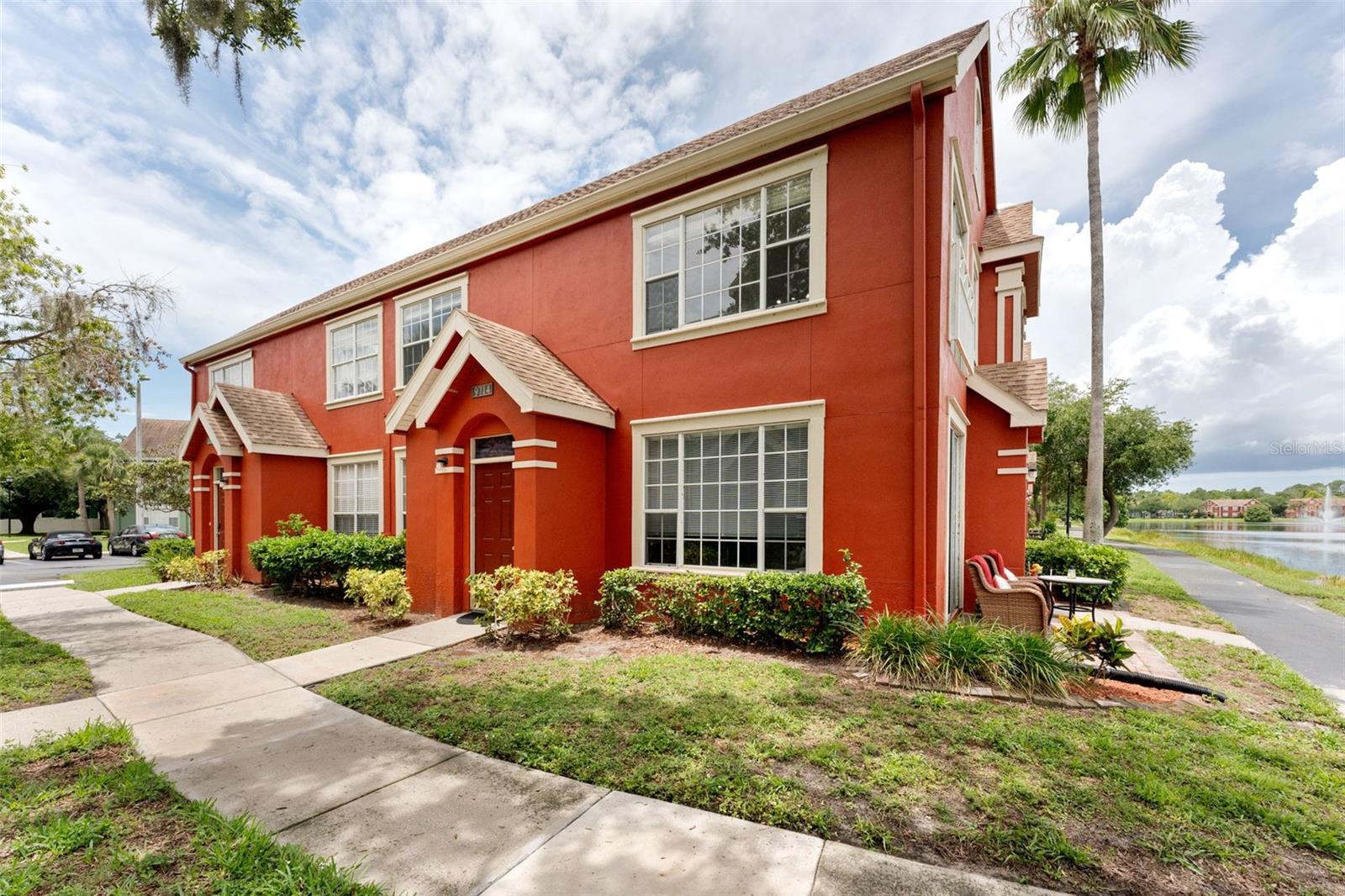 9714 LAKE CHASE ISLAND WAY, TAMPA, FL, 33626