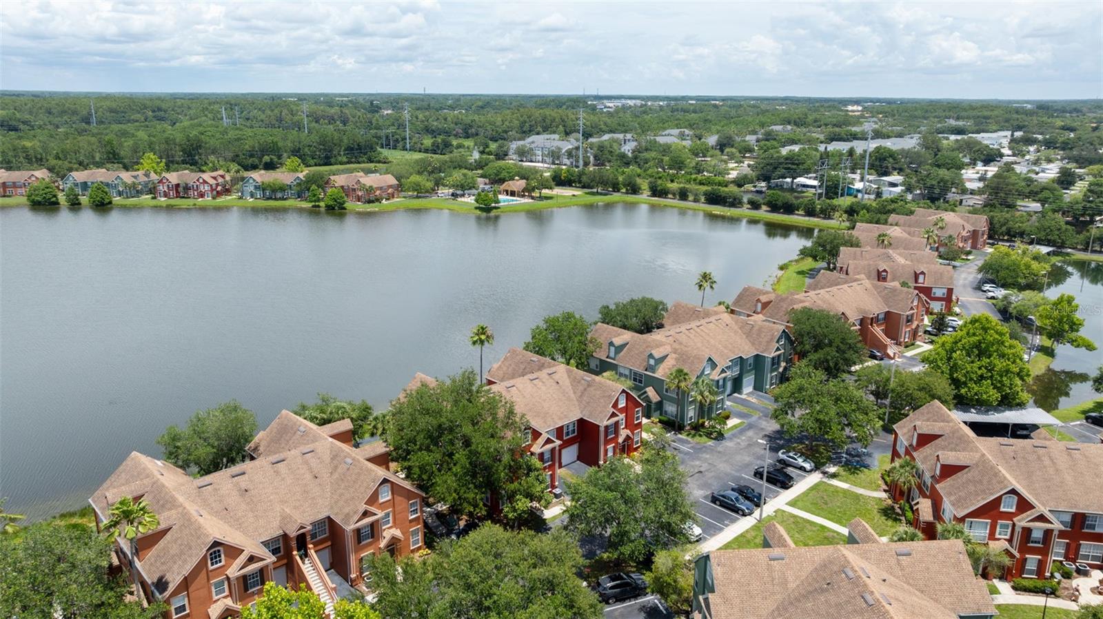 9714 LAKE CHASE ISLAND WAY, TAMPA, FL, 33626