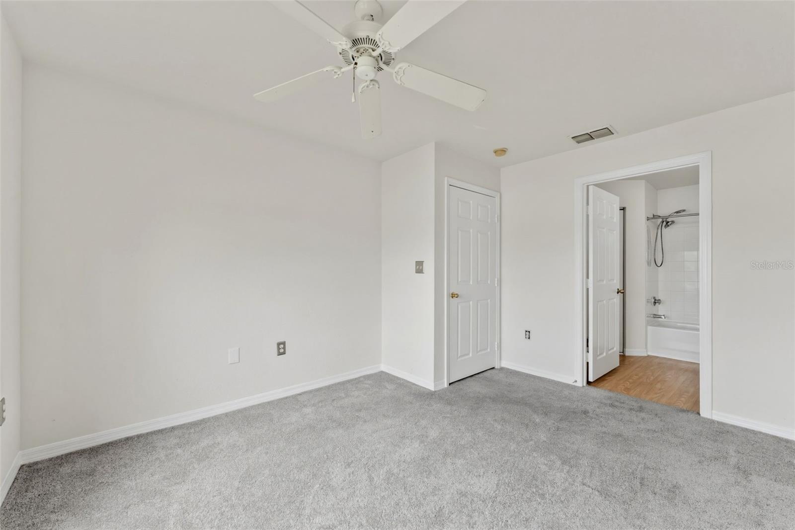 9714 LAKE CHASE ISLAND WAY, TAMPA, FL, 33626