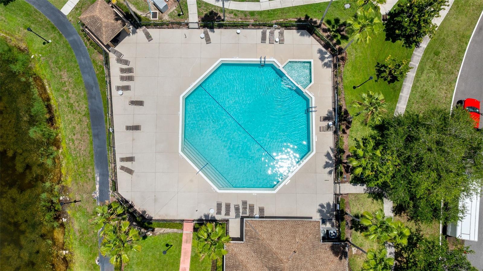 9714 LAKE CHASE ISLAND WAY, TAMPA, FL, 33626