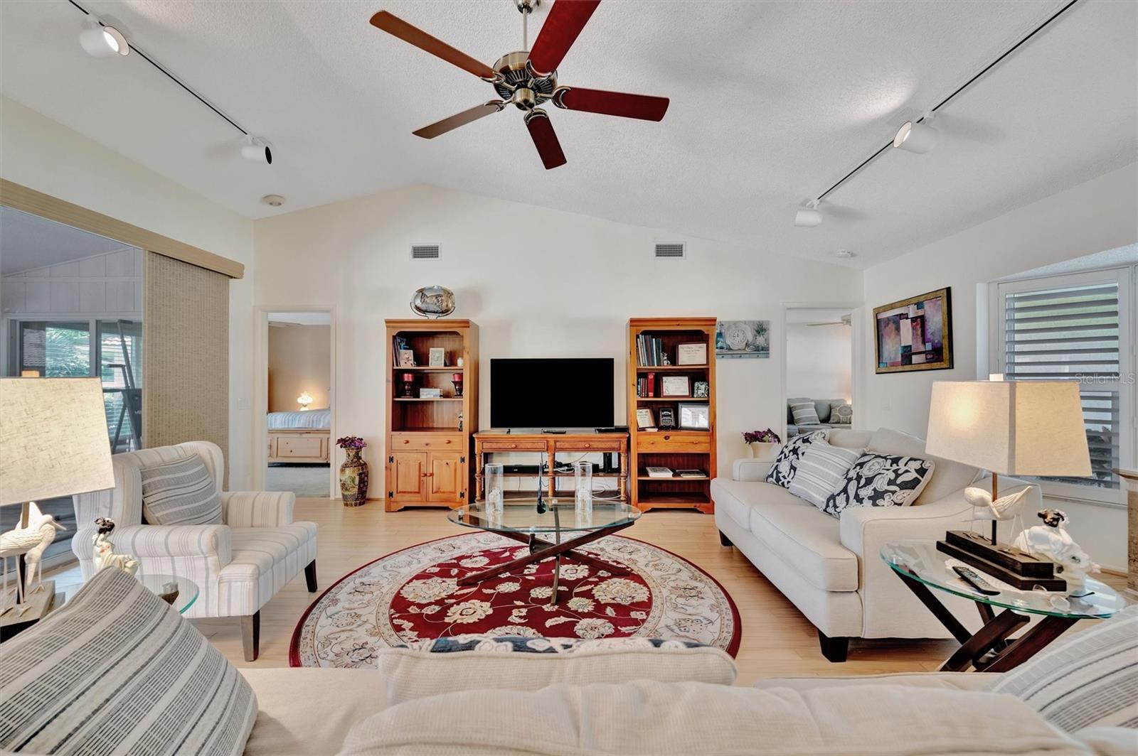 GARDEN LAKES VILLAGE SEC 3, BRADENTON, FL, 34203
