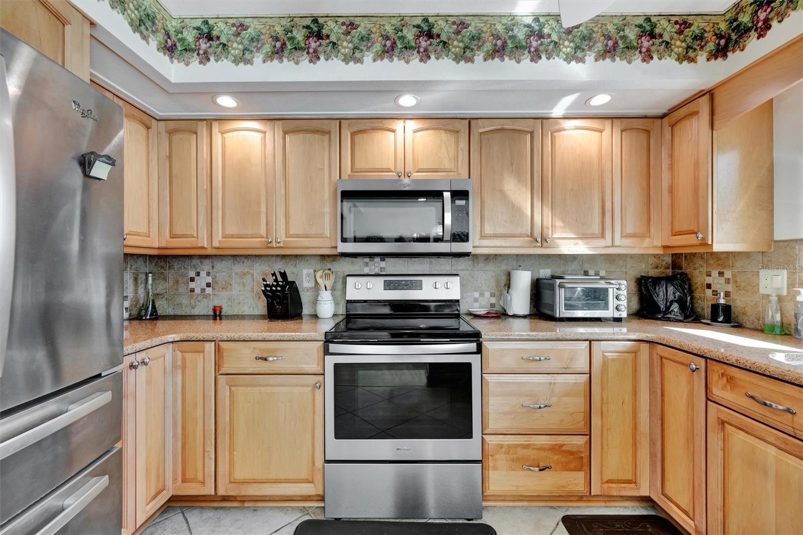 GARDEN LAKES VILLAGE SEC 3, BRADENTON, FL, 34203