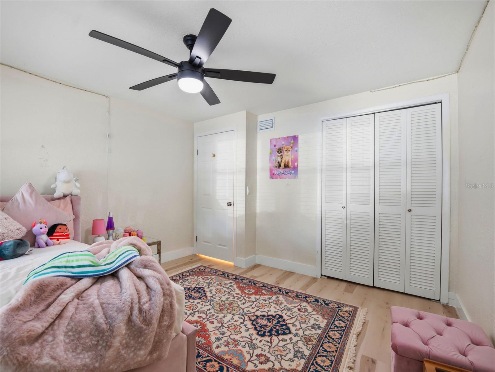 2607 W WYOMING AVE, TAMPA, FL, 33611