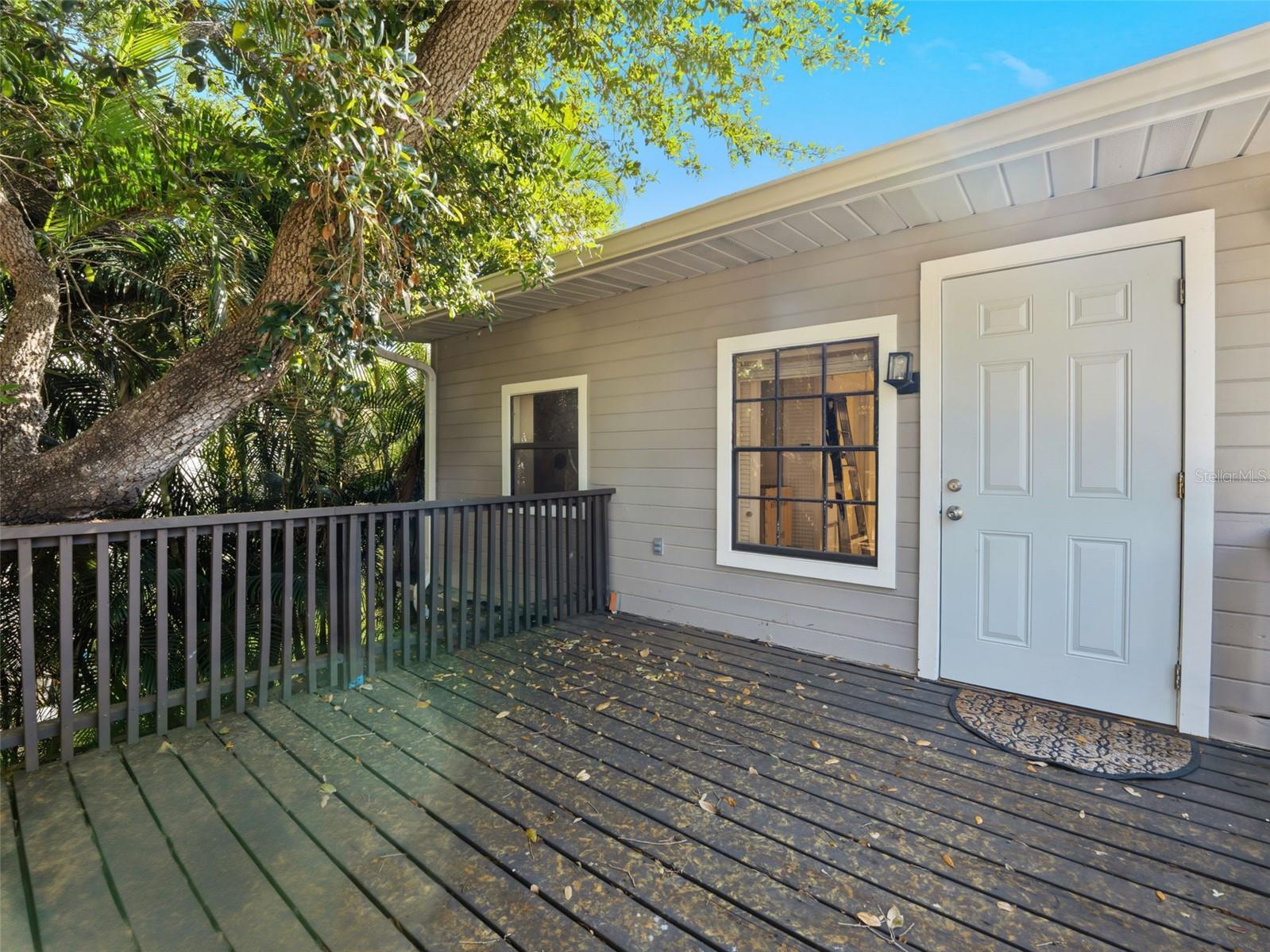 2607 W WYOMING AVE, TAMPA, FL, 33611