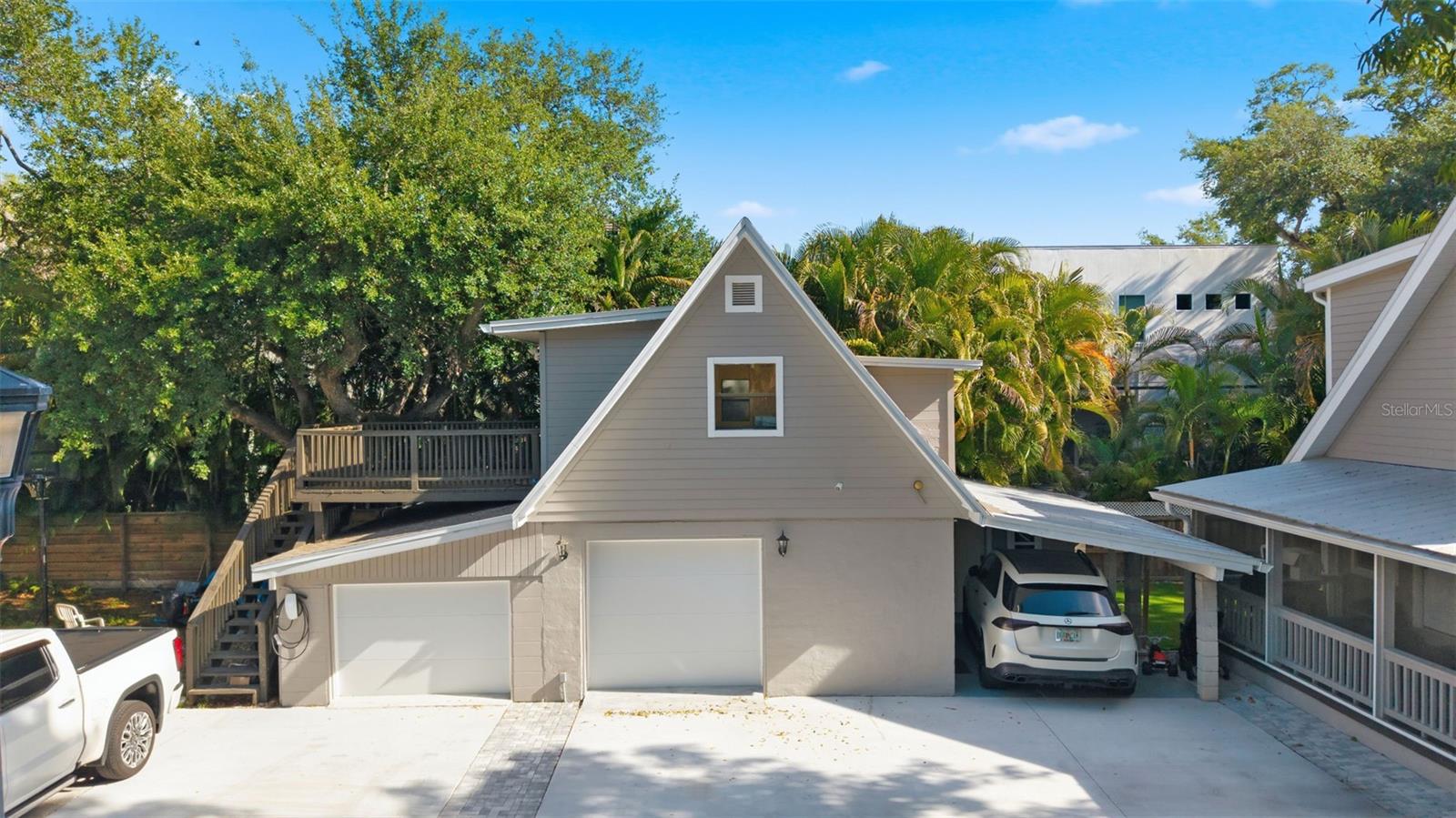 2607 W WYOMING AVE, TAMPA, FL, 33611