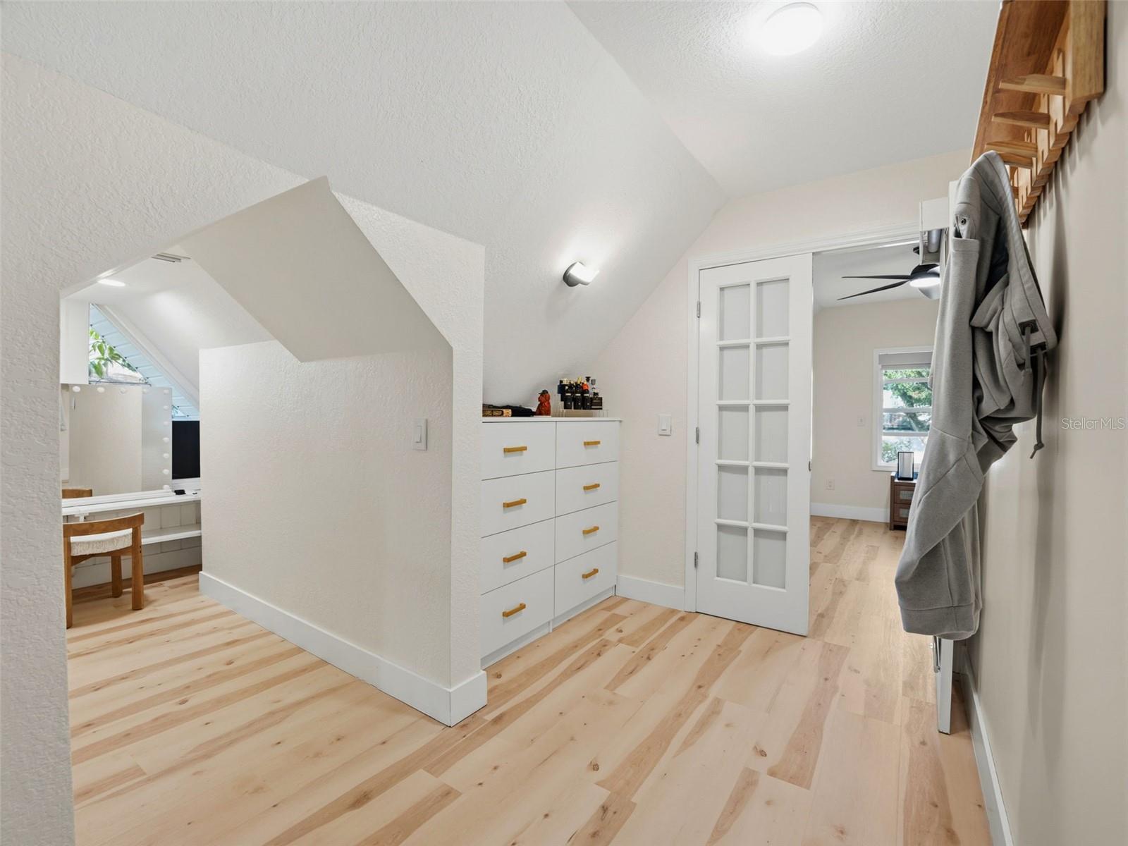 2607 W WYOMING AVE, TAMPA, FL, 33611