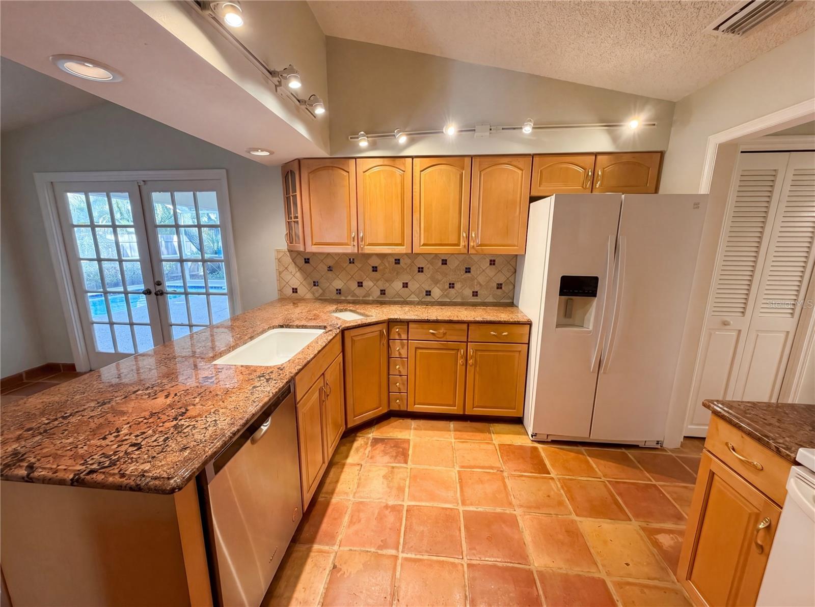 1015 KNOLLWOOD CT, SAFETY HARBOR, FL, 34695
