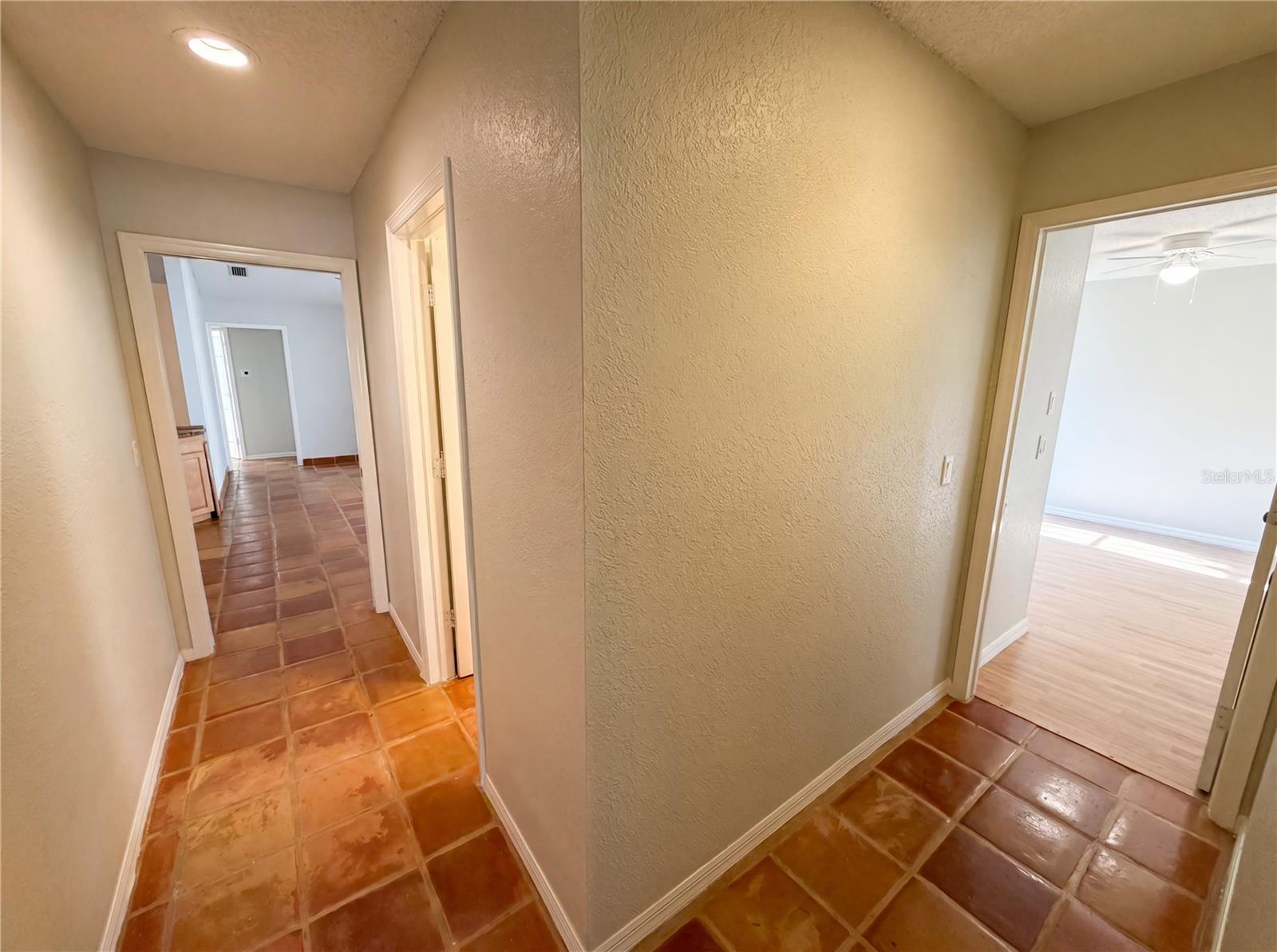 1015 KNOLLWOOD CT, SAFETY HARBOR, FL, 34695