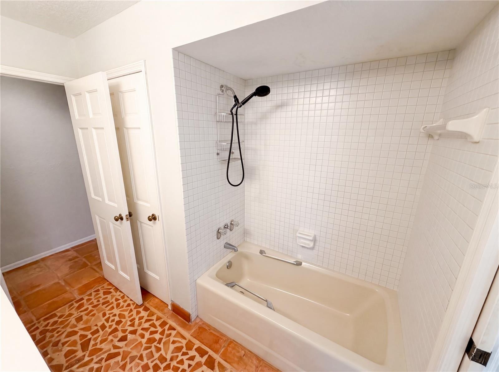 1015 KNOLLWOOD CT, SAFETY HARBOR, FL, 34695