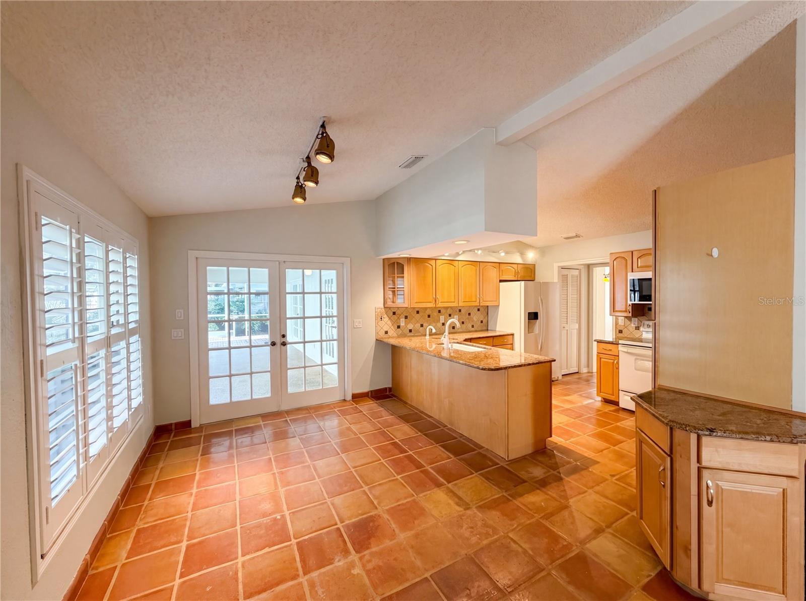 1015 KNOLLWOOD CT, SAFETY HARBOR, FL, 34695