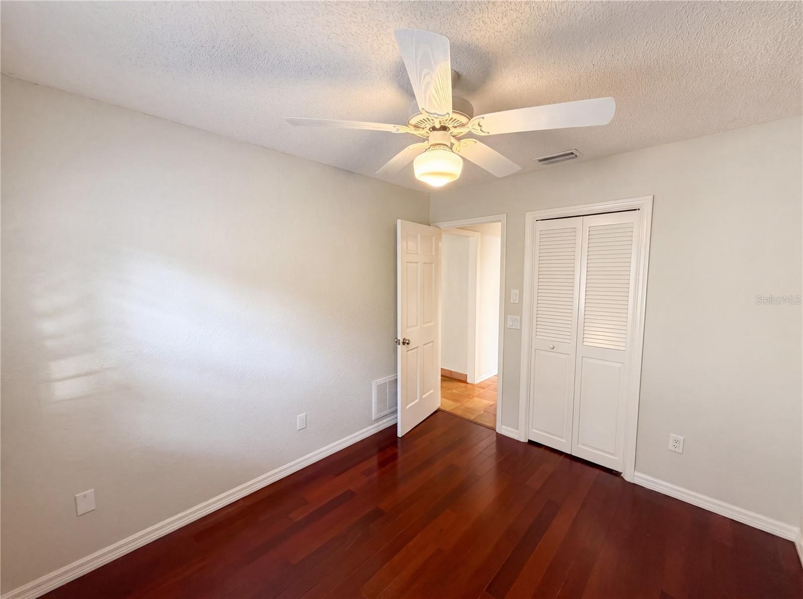 1015 KNOLLWOOD CT, SAFETY HARBOR, FL, 34695