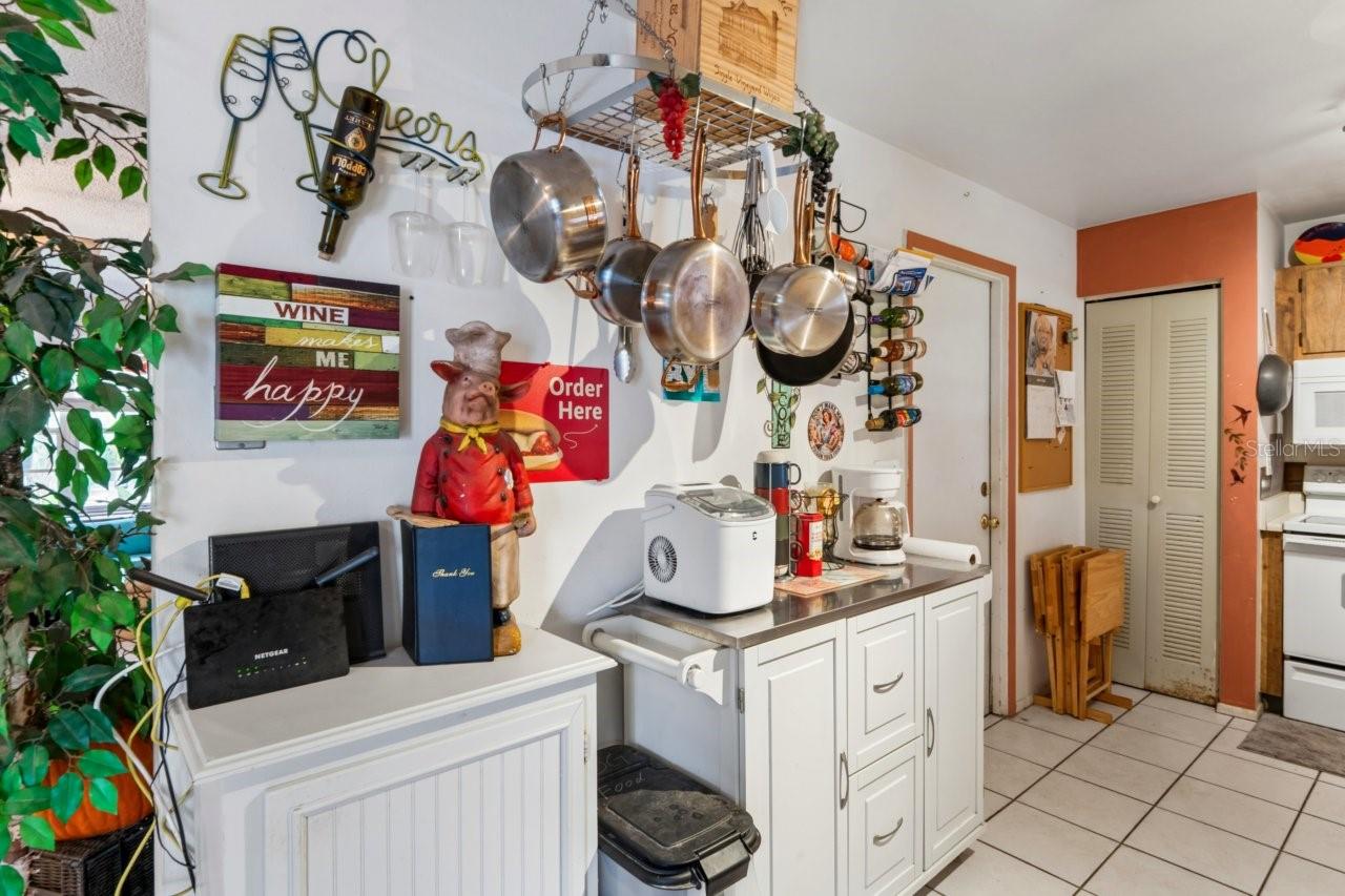2005 HUDSON CT, OLDSMAR, FL, 34677