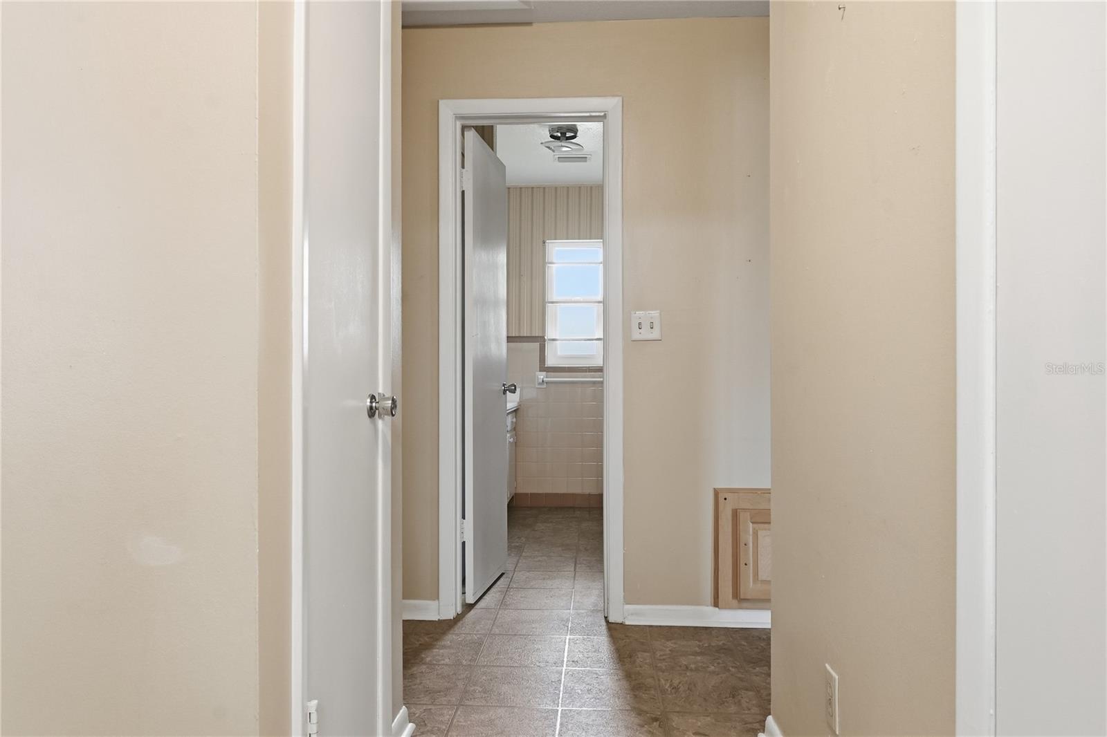 547 SE OLUSTEE AVE, LAKE CITY, FL, 32025