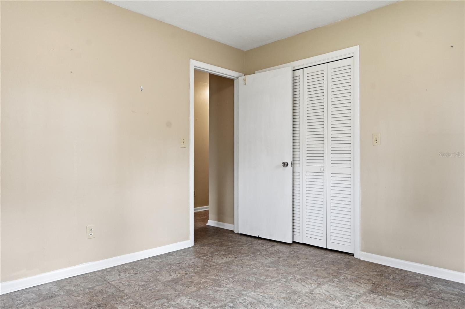 547 SE OLUSTEE AVE, LAKE CITY, FL, 32025