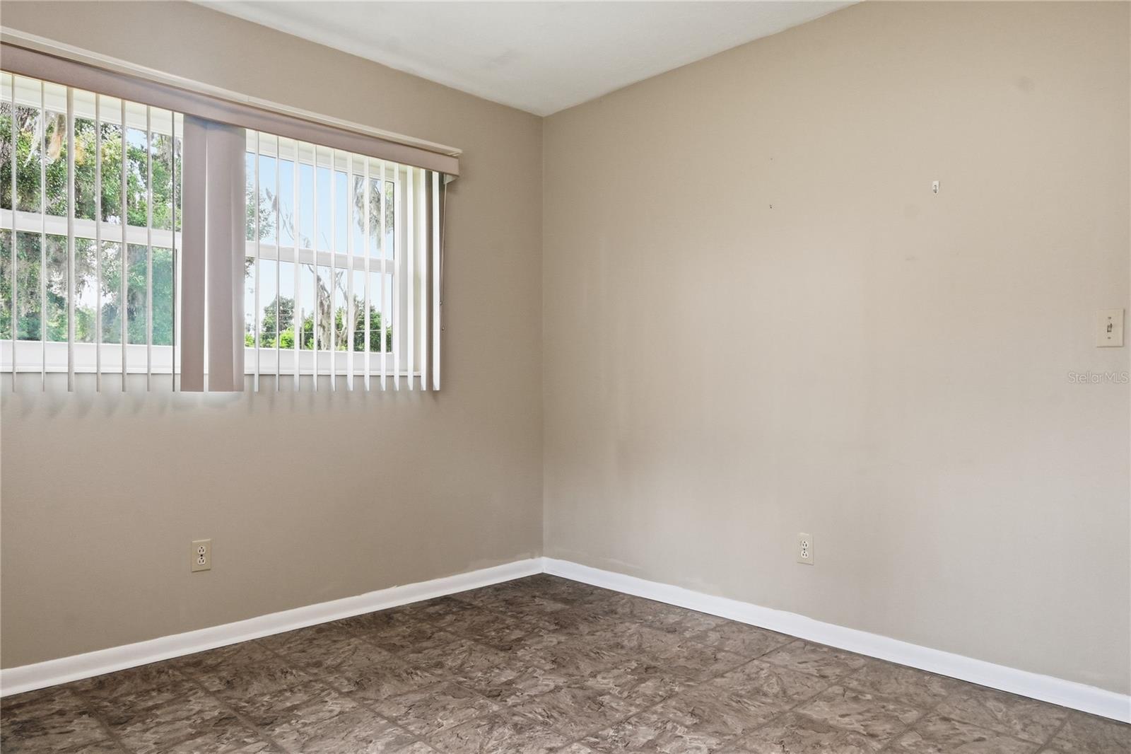 547 SE OLUSTEE AVE, LAKE CITY, FL, 32025