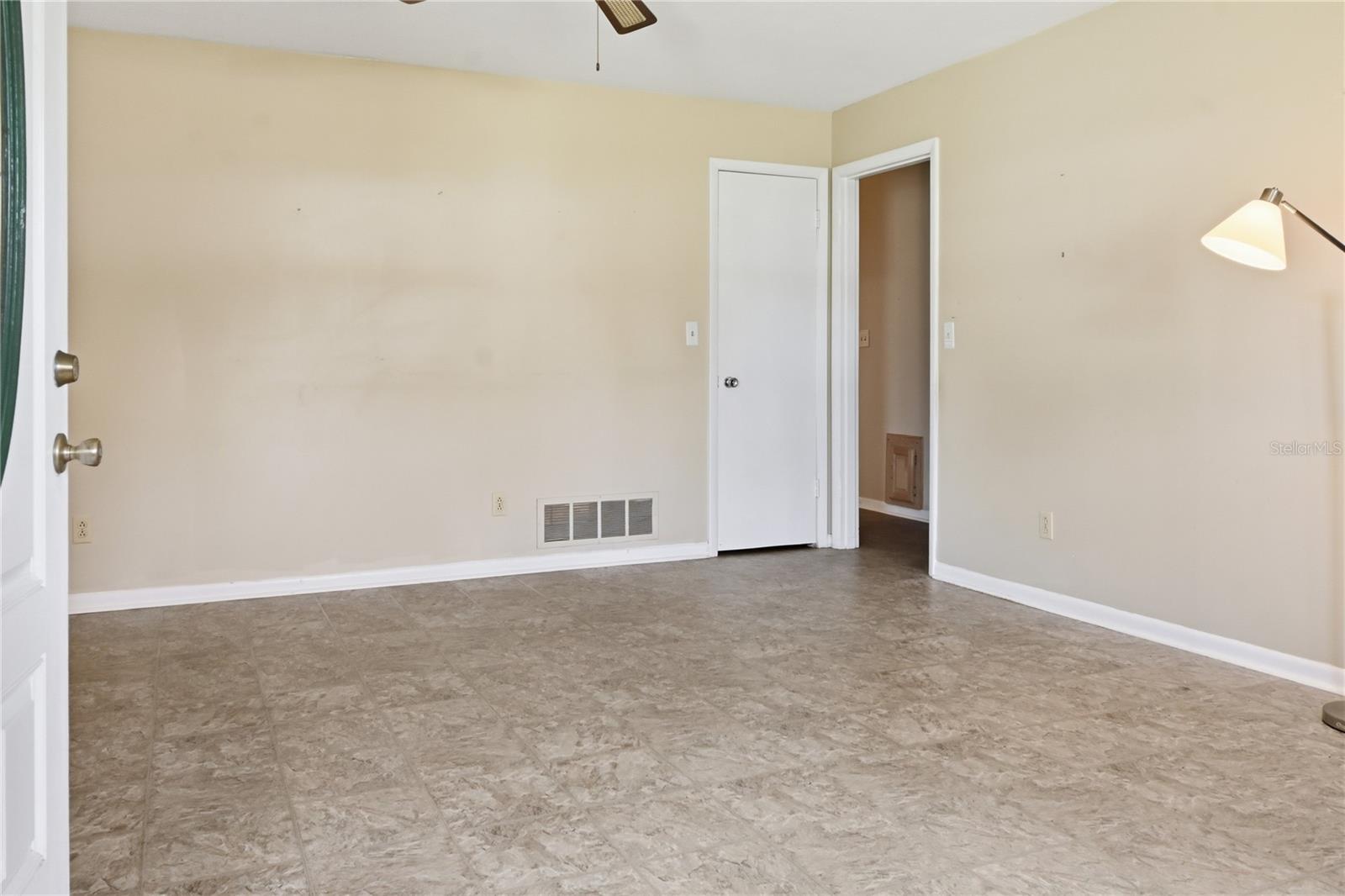 547 SE OLUSTEE AVE, LAKE CITY, FL, 32025