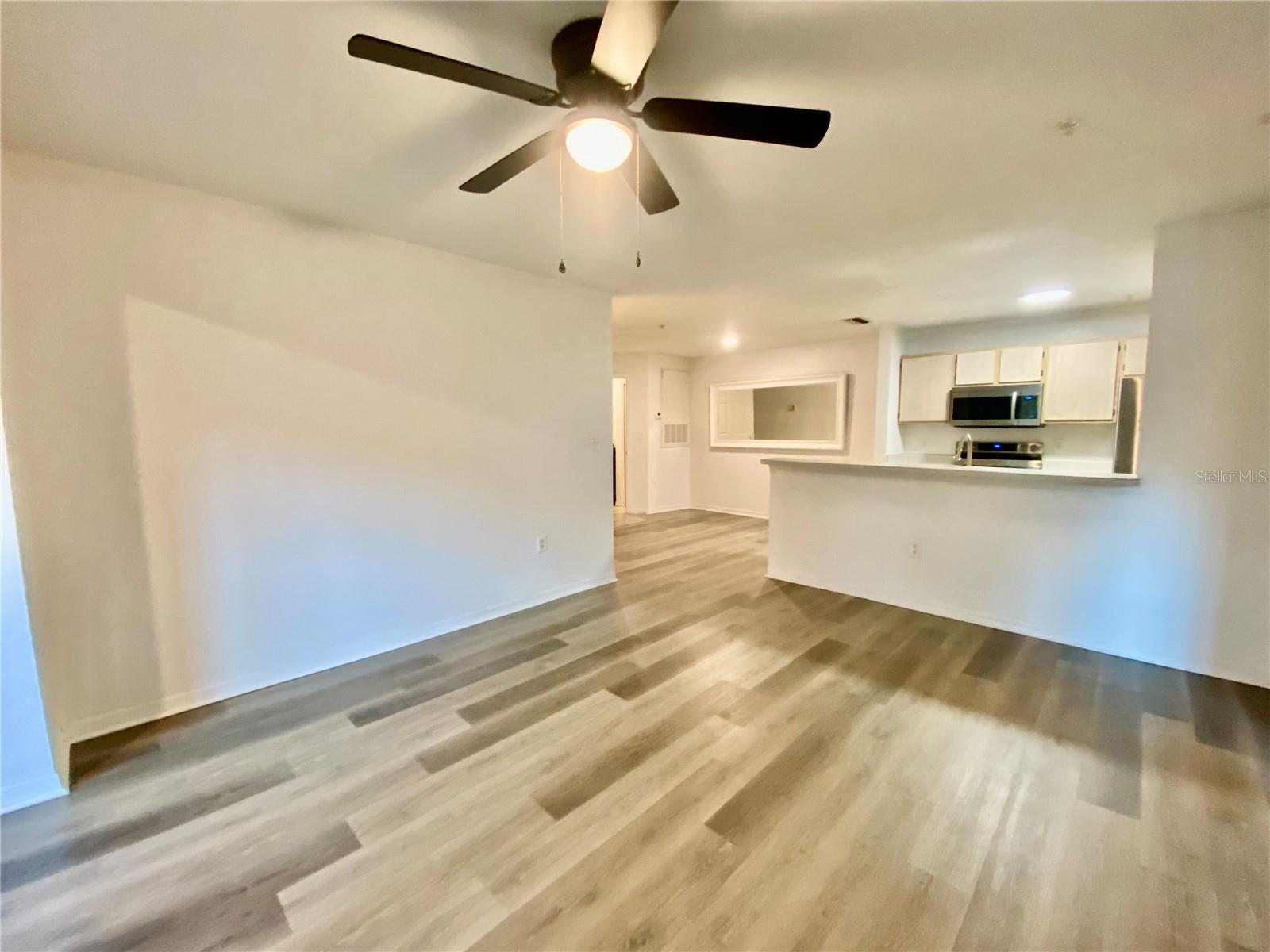 5463 VINELAND RD #5103, ORLANDO, FL, 32811