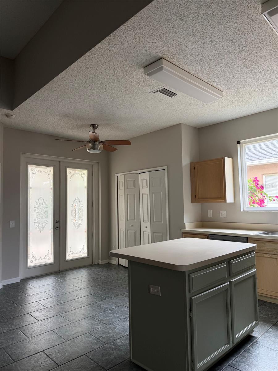 919 GRAND CANYON DR, VALRICO, FL, 33594