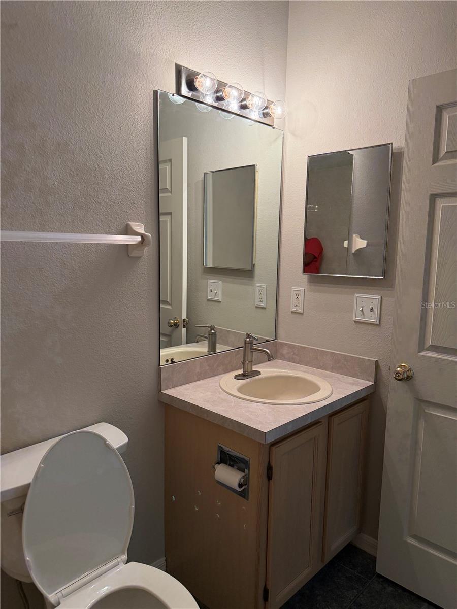 919 GRAND CANYON DR, VALRICO, FL, 33594