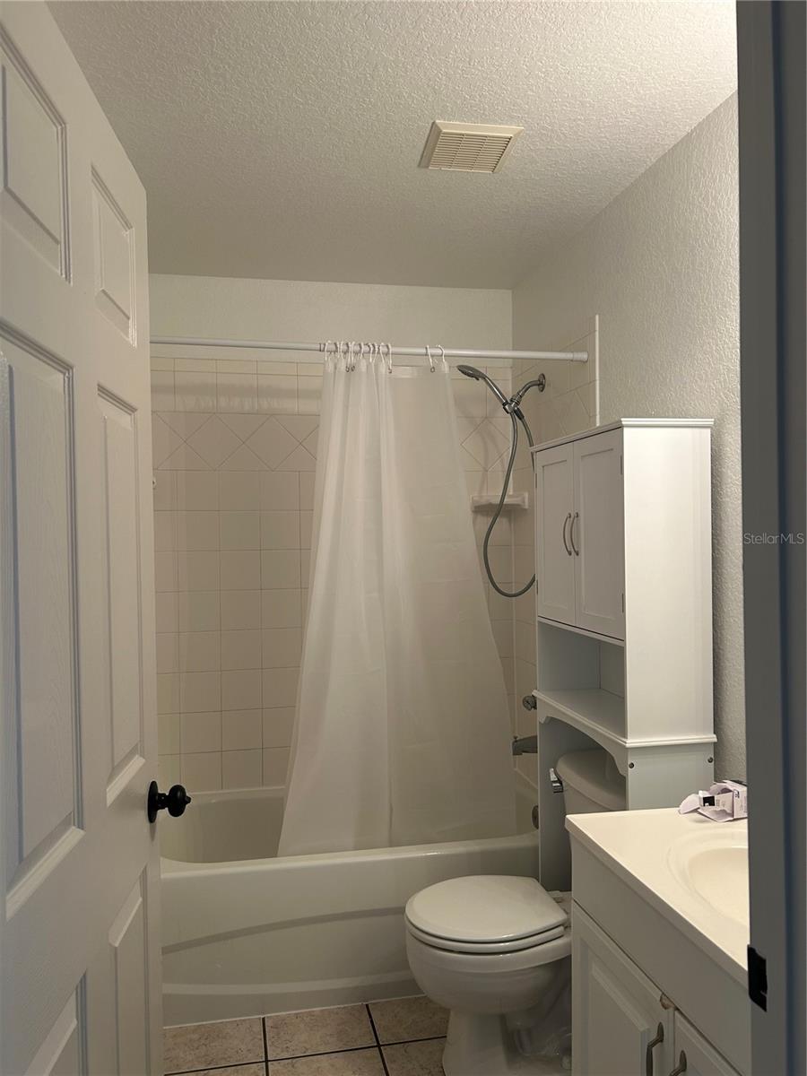 702 LEMON AVE, DUNDEE, FL, 33838