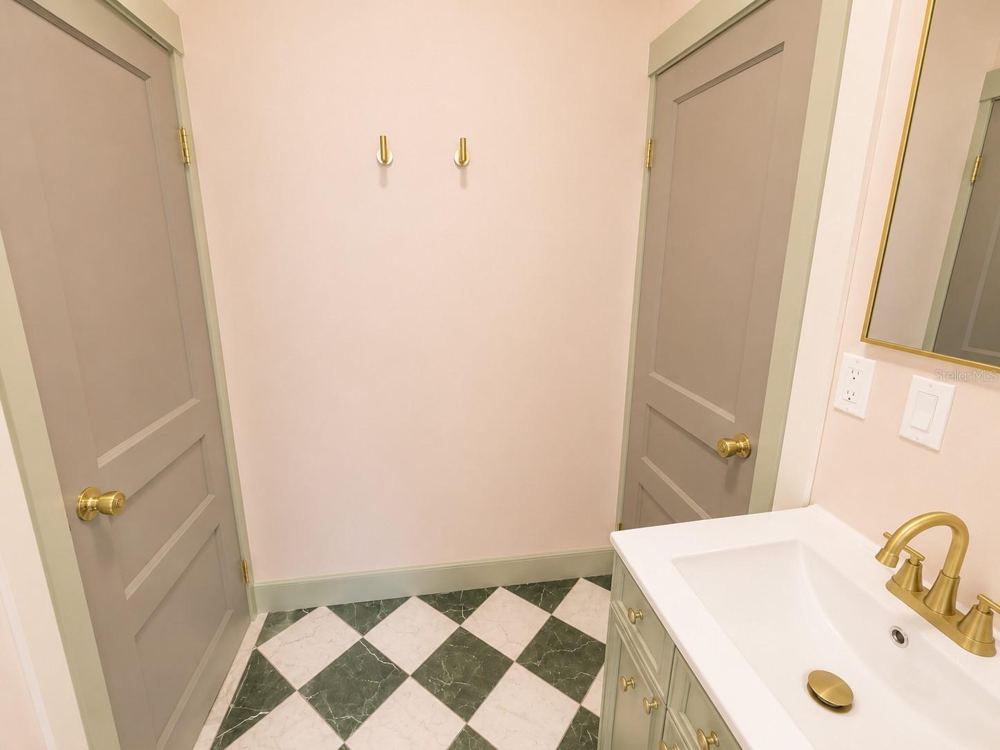 329 S OSCEOLA ST, DELAND, FL, 32724