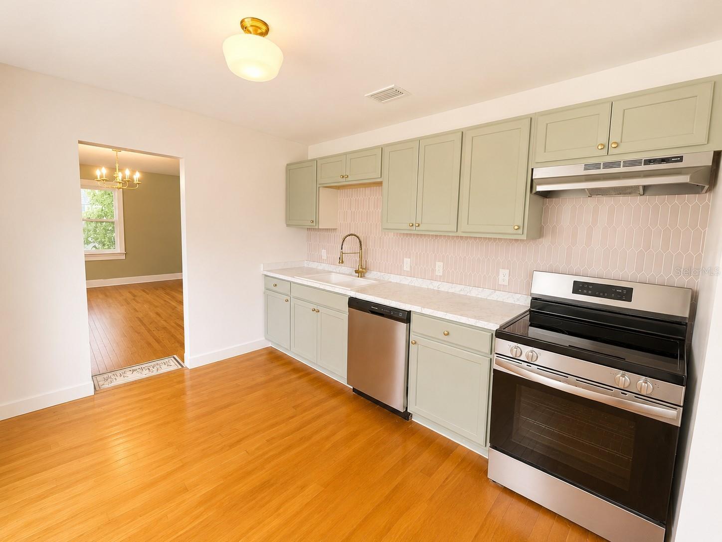 329 S OSCEOLA ST, DELAND, FL, 32724