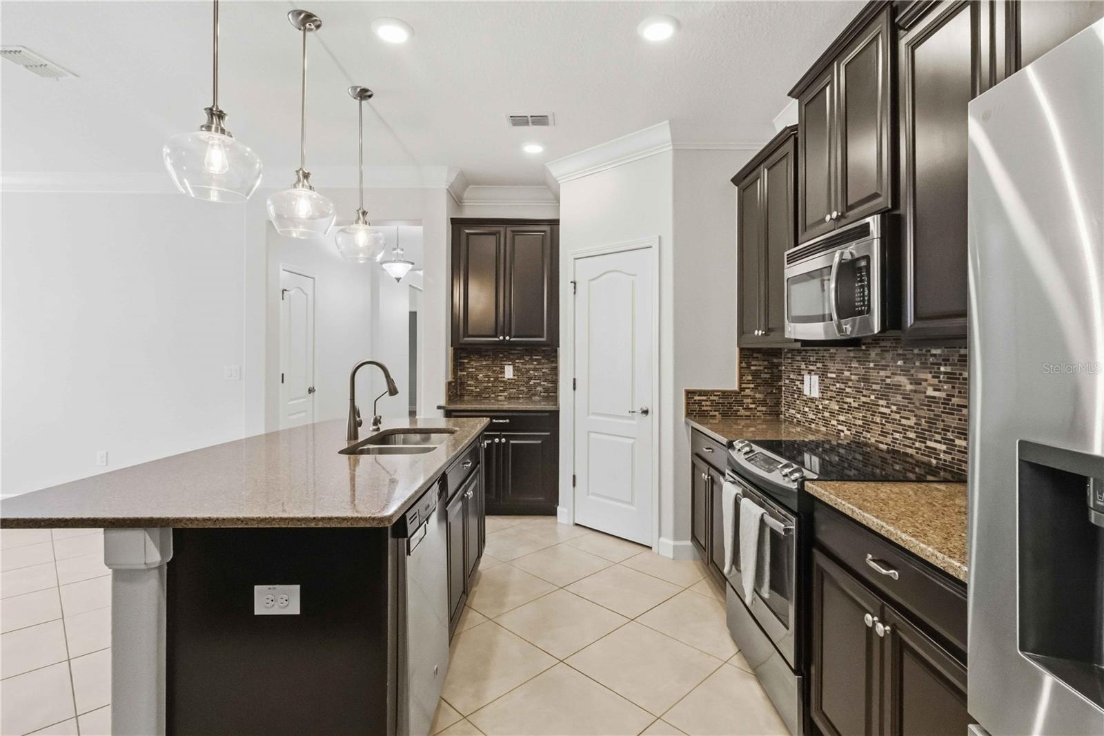 11833 FROST ASTER DR, RIVERVIEW, FL, 33579