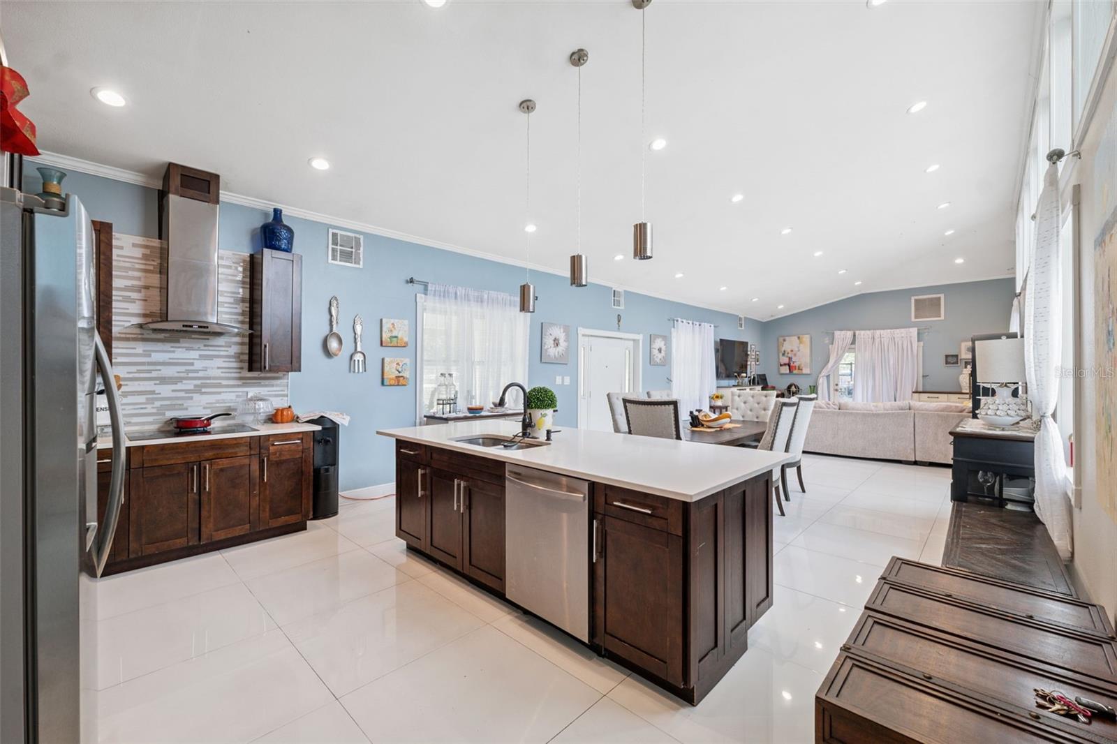 4527 REDCOAT DR, WESLEY CHAPEL, FL, 33543
