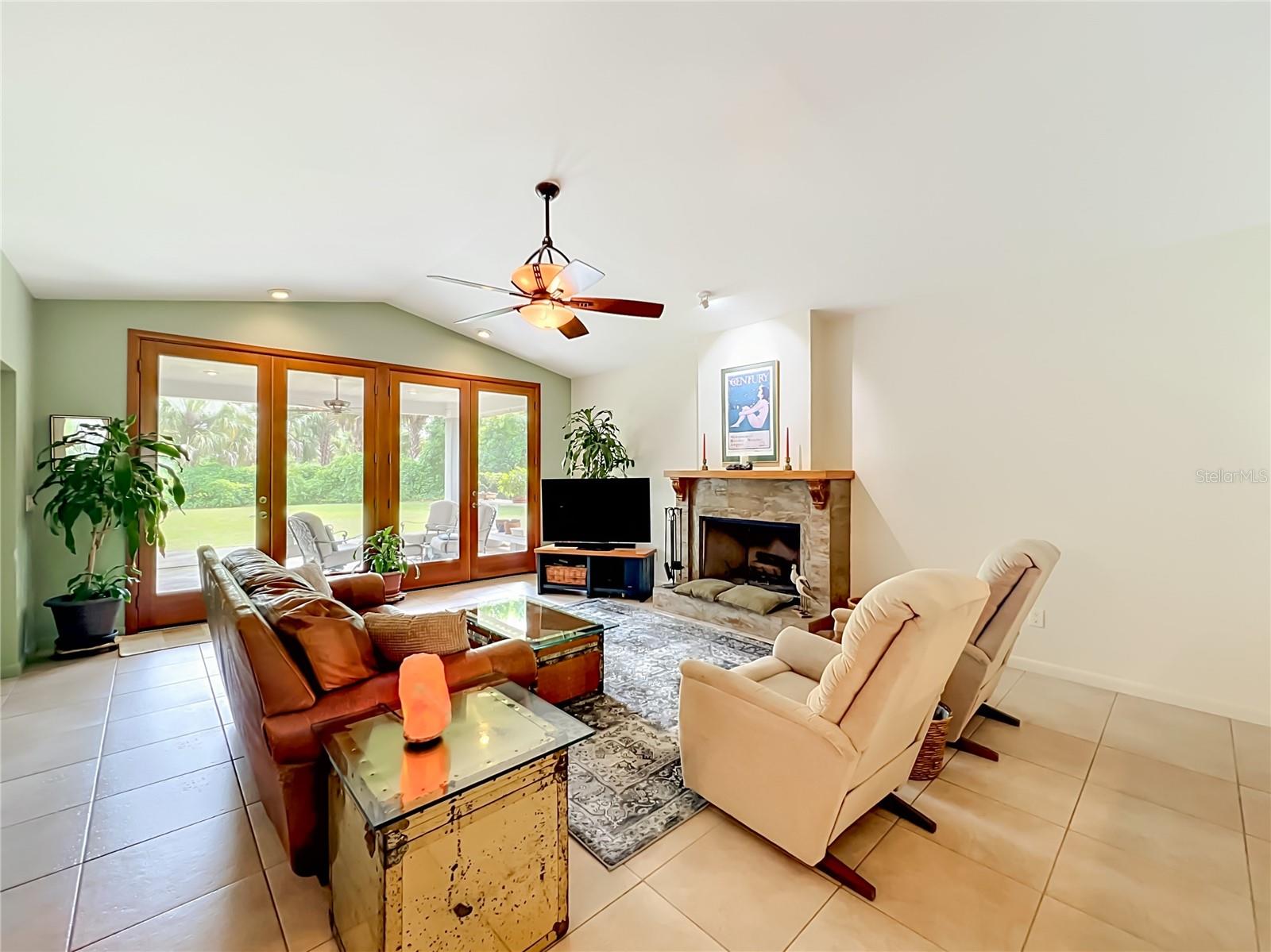 2157 LAKE DR, WINTER PARK, FL, 32789