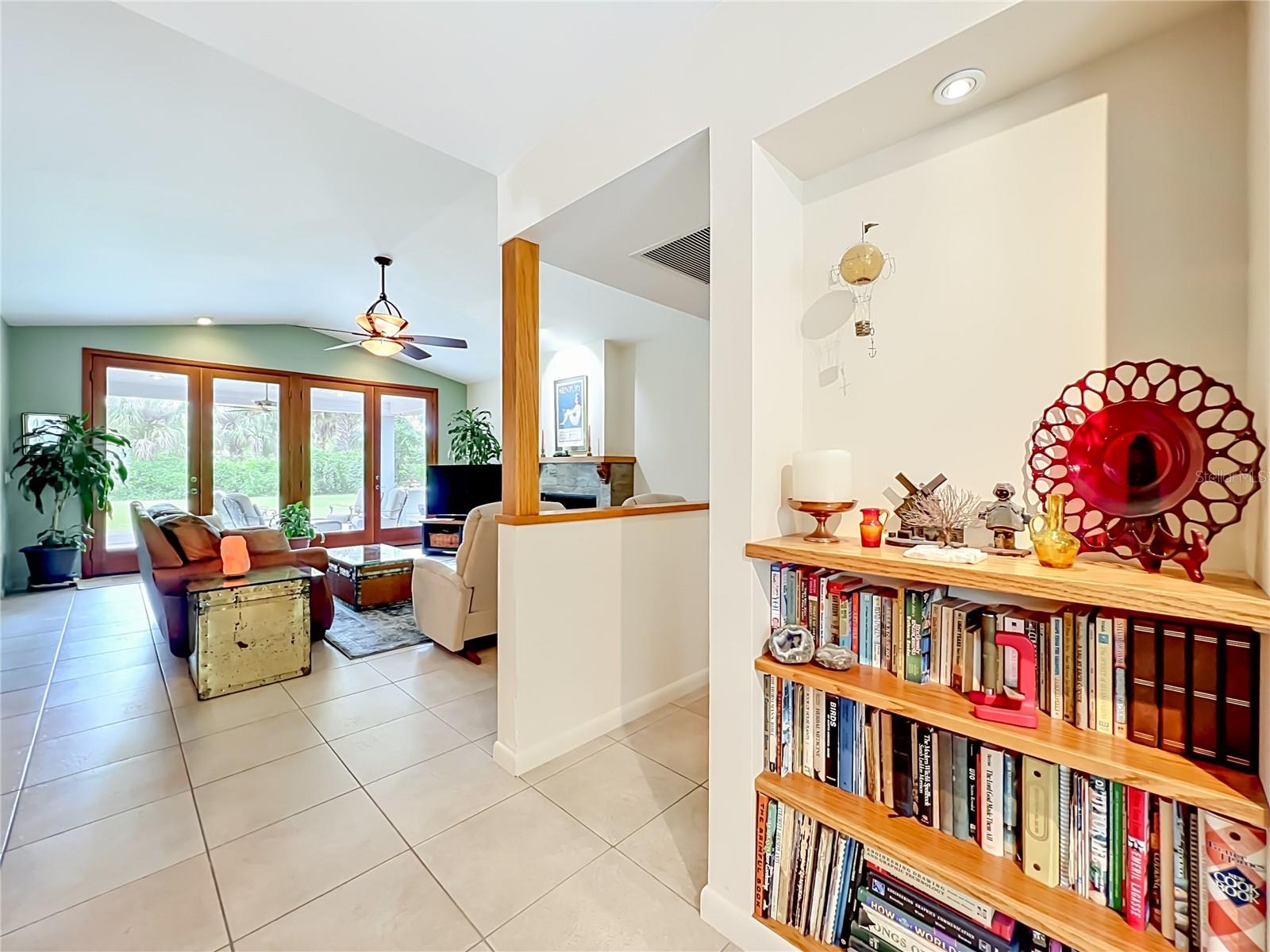 2157 LAKE DR, WINTER PARK, FL, 32789