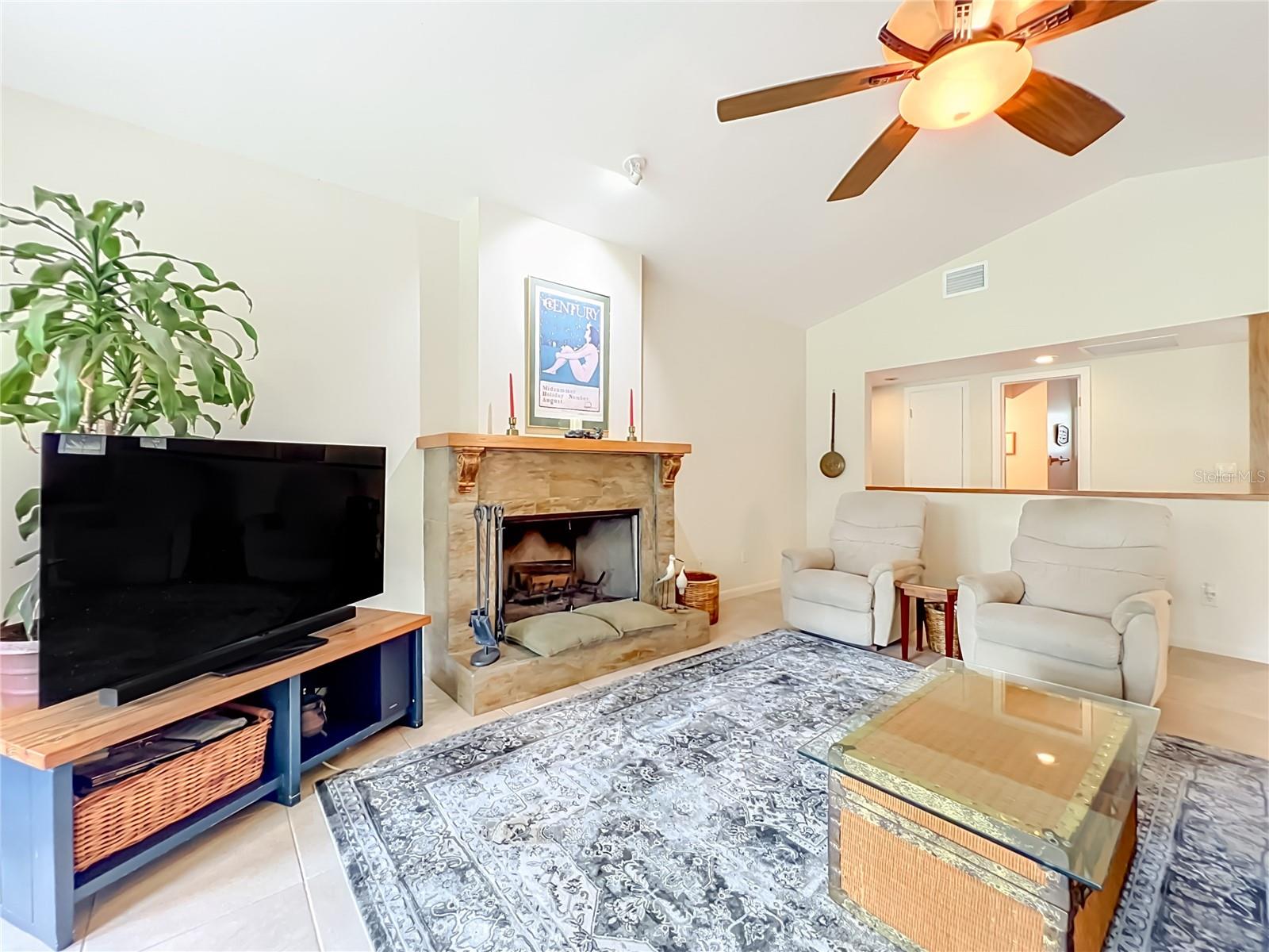 2157 LAKE DR, WINTER PARK, FL, 32789