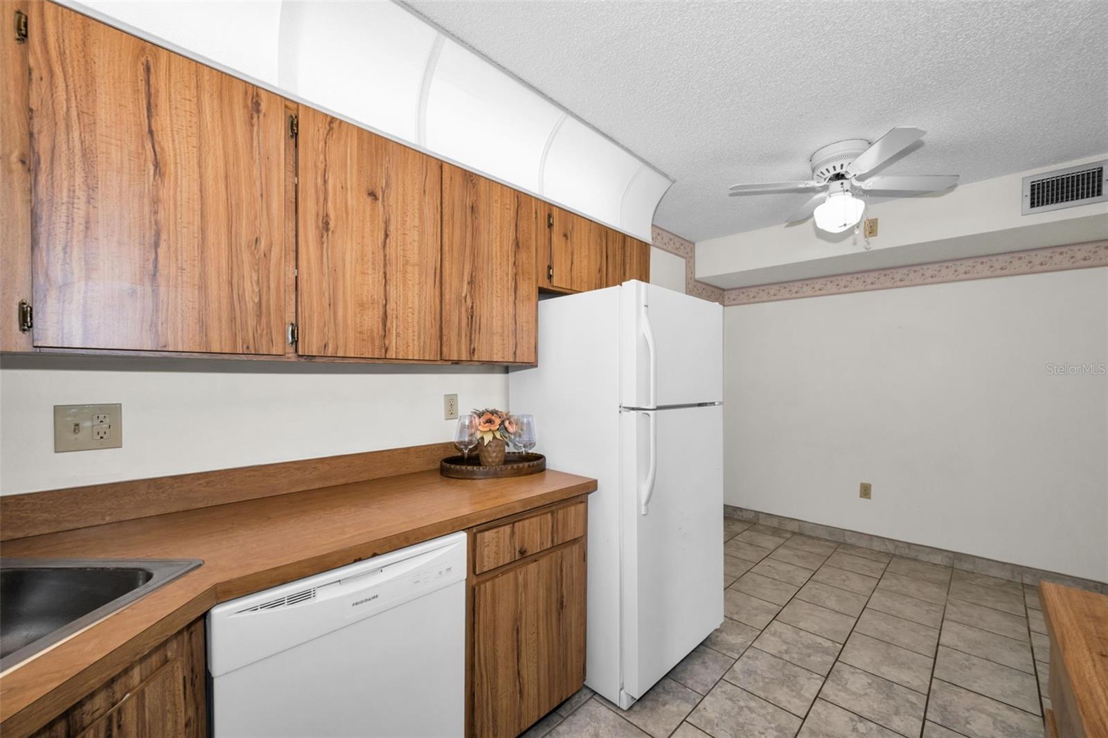 2687 PINE RIDGE WAY S #B2, PALM HARBOR, FL, 34684