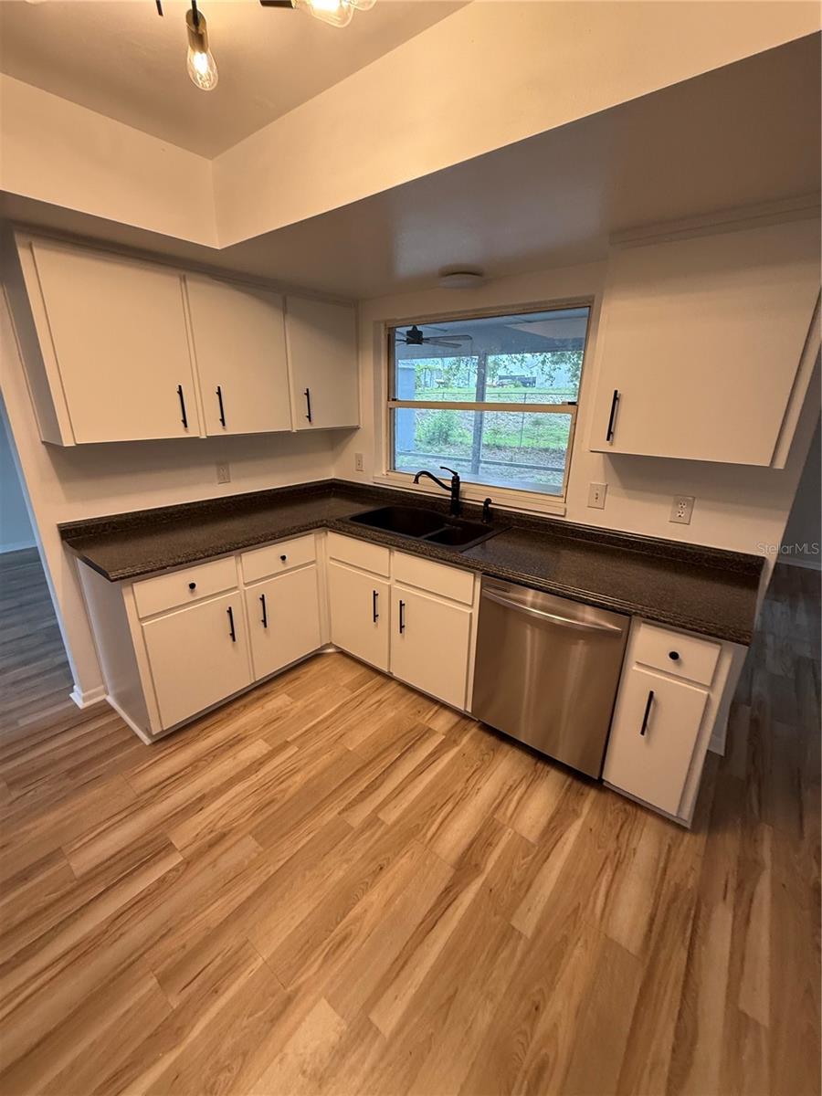 720 HIGHLAND DR, ORANGE CITY, FL, 32763
