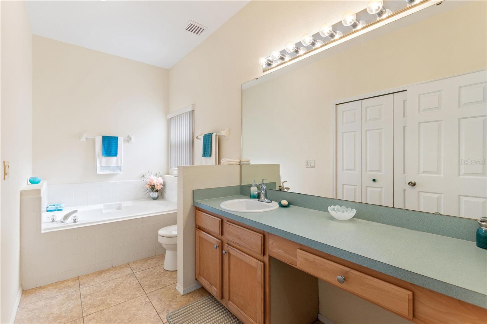 653 JAYBEE AVE, DAVENPORT, FL, 33897