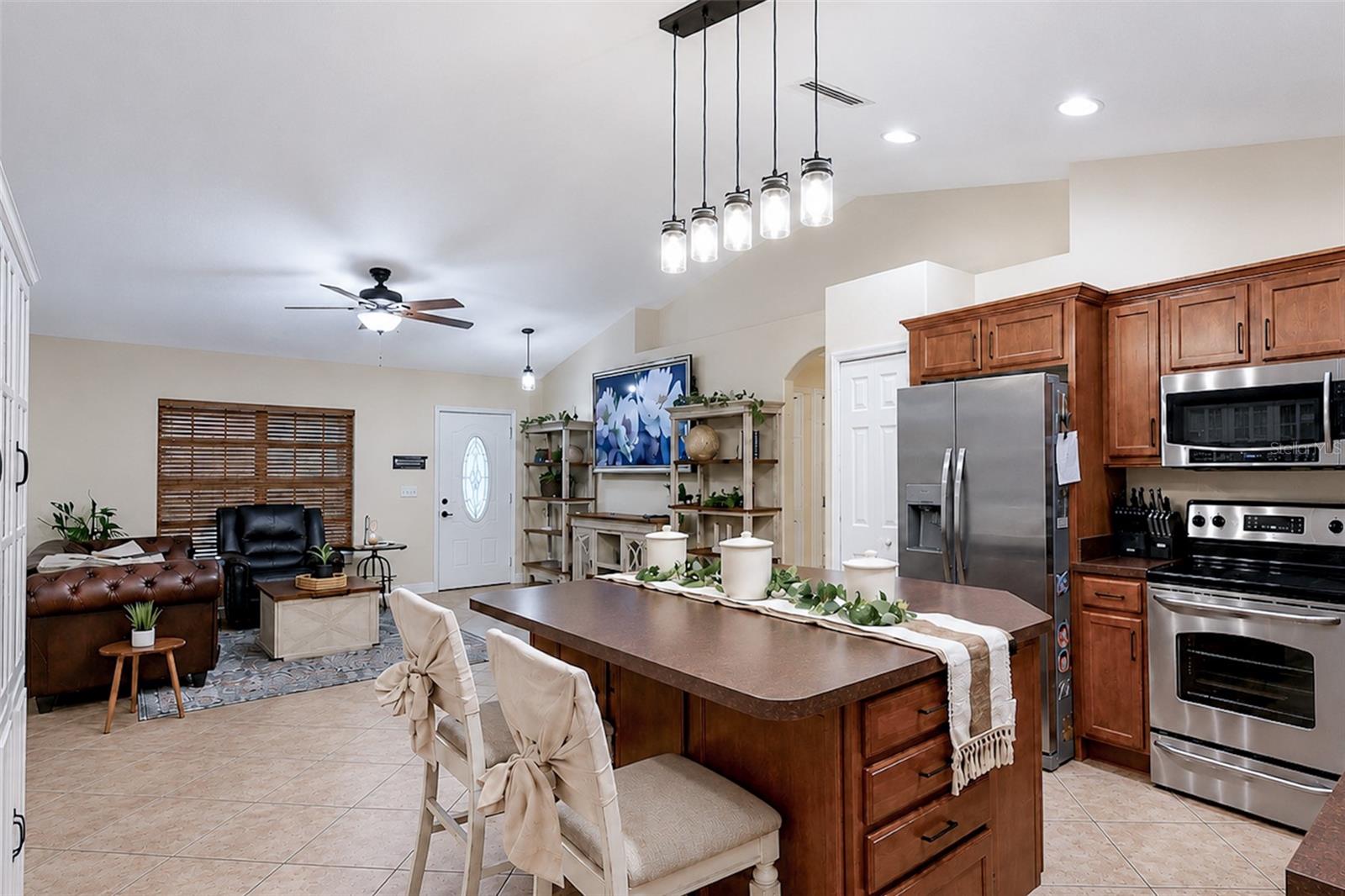 2864 LINDA DR, DELAND, FL, 32720