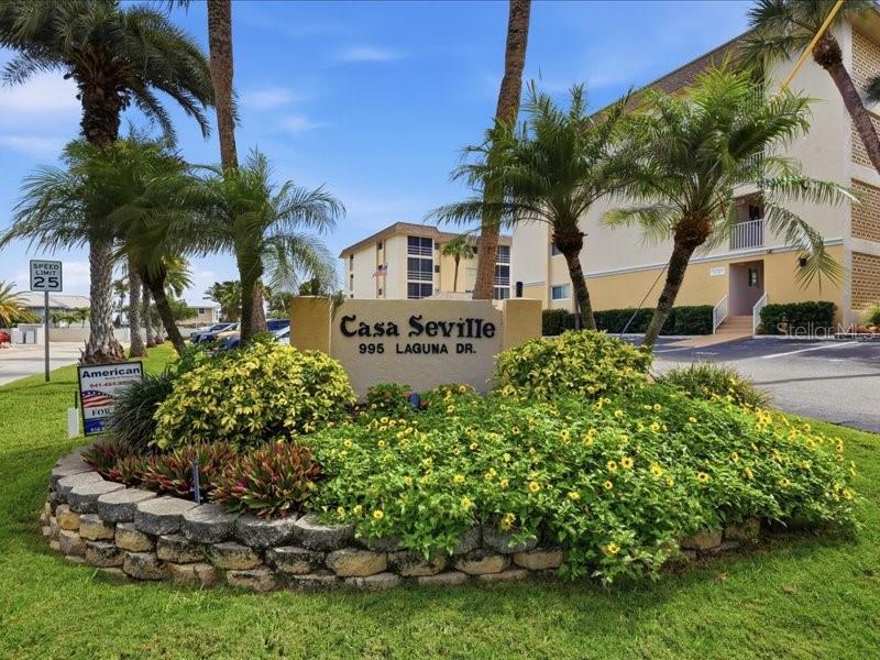 2816 SUNCOAST LAKES BLVD, PORT CHARLOTTE, FL, 33980