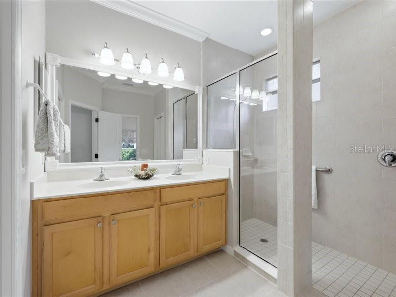 2816 SUNCOAST LAKES BLVD, PORT CHARLOTTE, FL, 33980