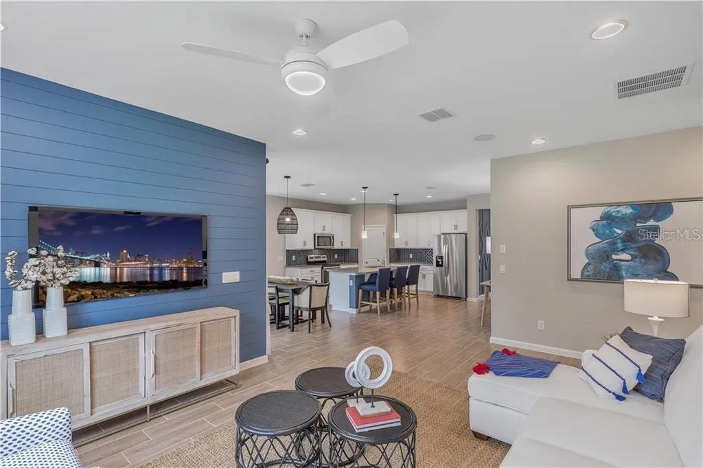 807 FILLMORE CT, DAVENPORT, FL, 33837
