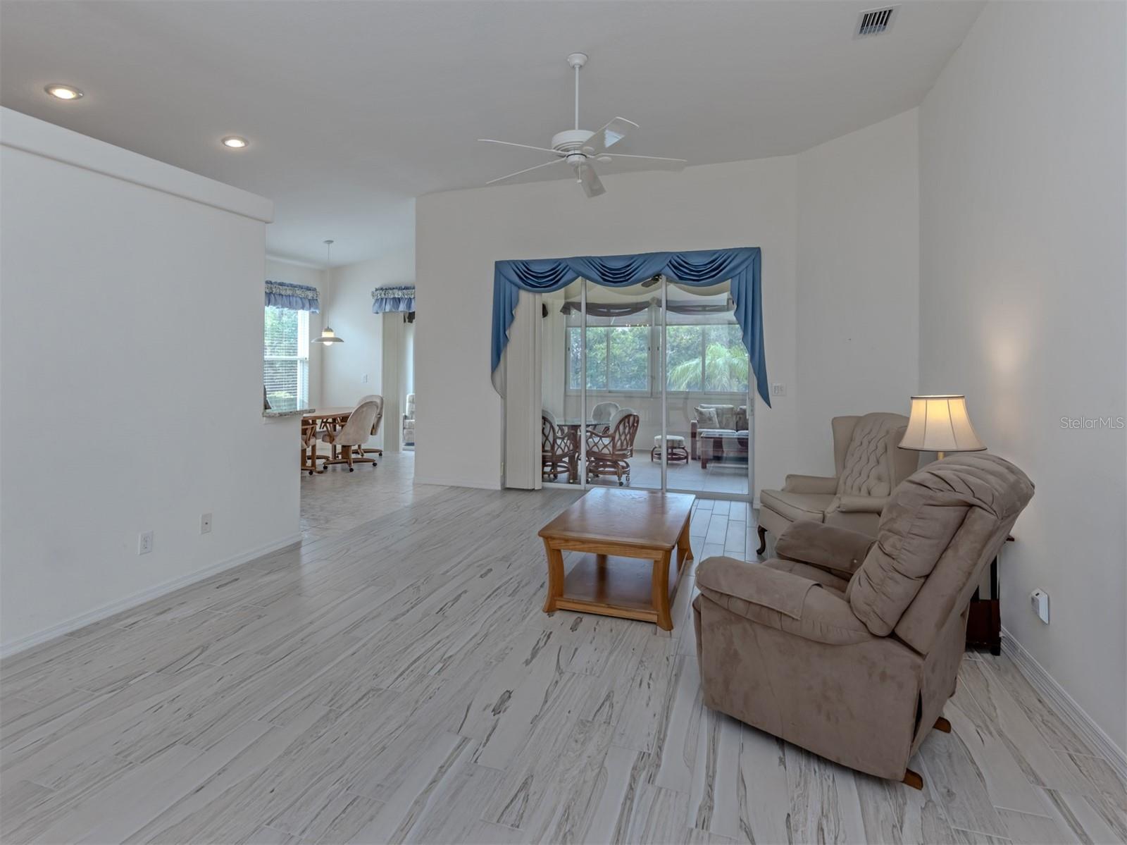 304 LANGHOLM DR, VENICE, FL, 34293