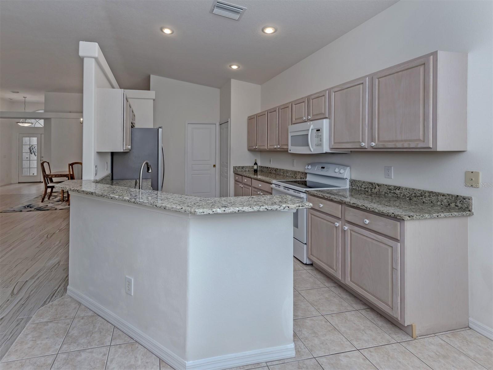 304 LANGHOLM DR, VENICE, FL, 34293