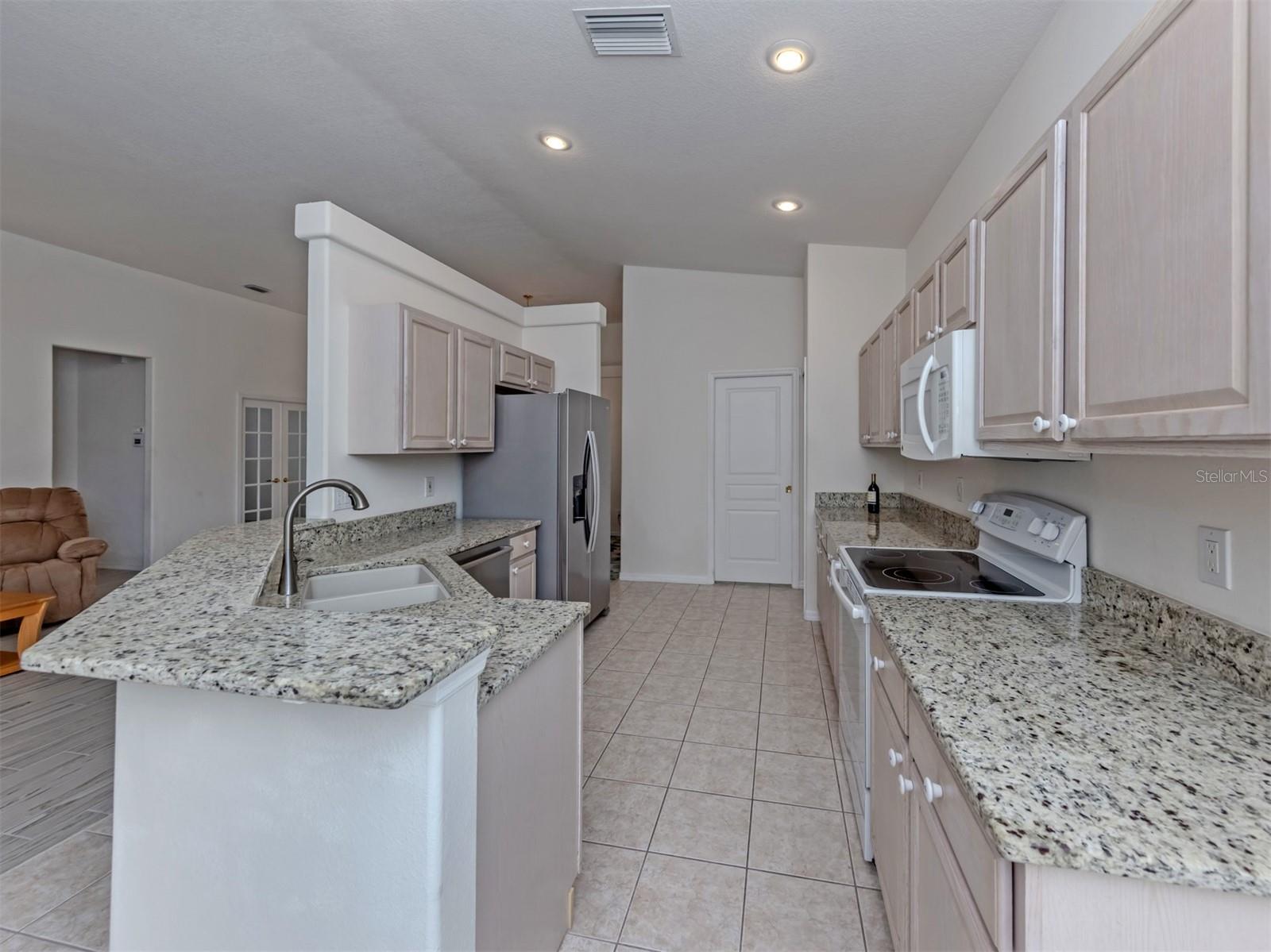 304 LANGHOLM DR, VENICE, FL, 34293
