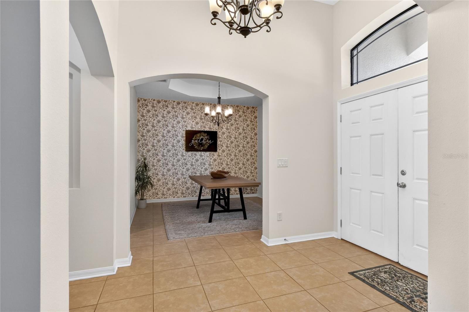 3935 SUNSET LAKE DR, LAKELAND, FL, 33810