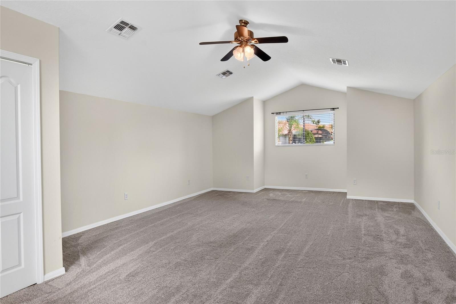 3935 SUNSET LAKE DR, LAKELAND, FL, 33810