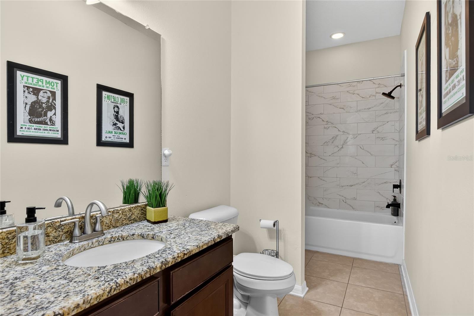 3935 SUNSET LAKE DR, LAKELAND, FL, 33810