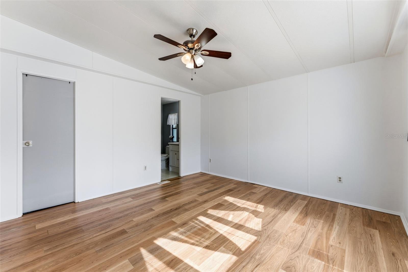 34334 COUNTRYSIDE DR, WESLEY CHAPEL, FL, 33543