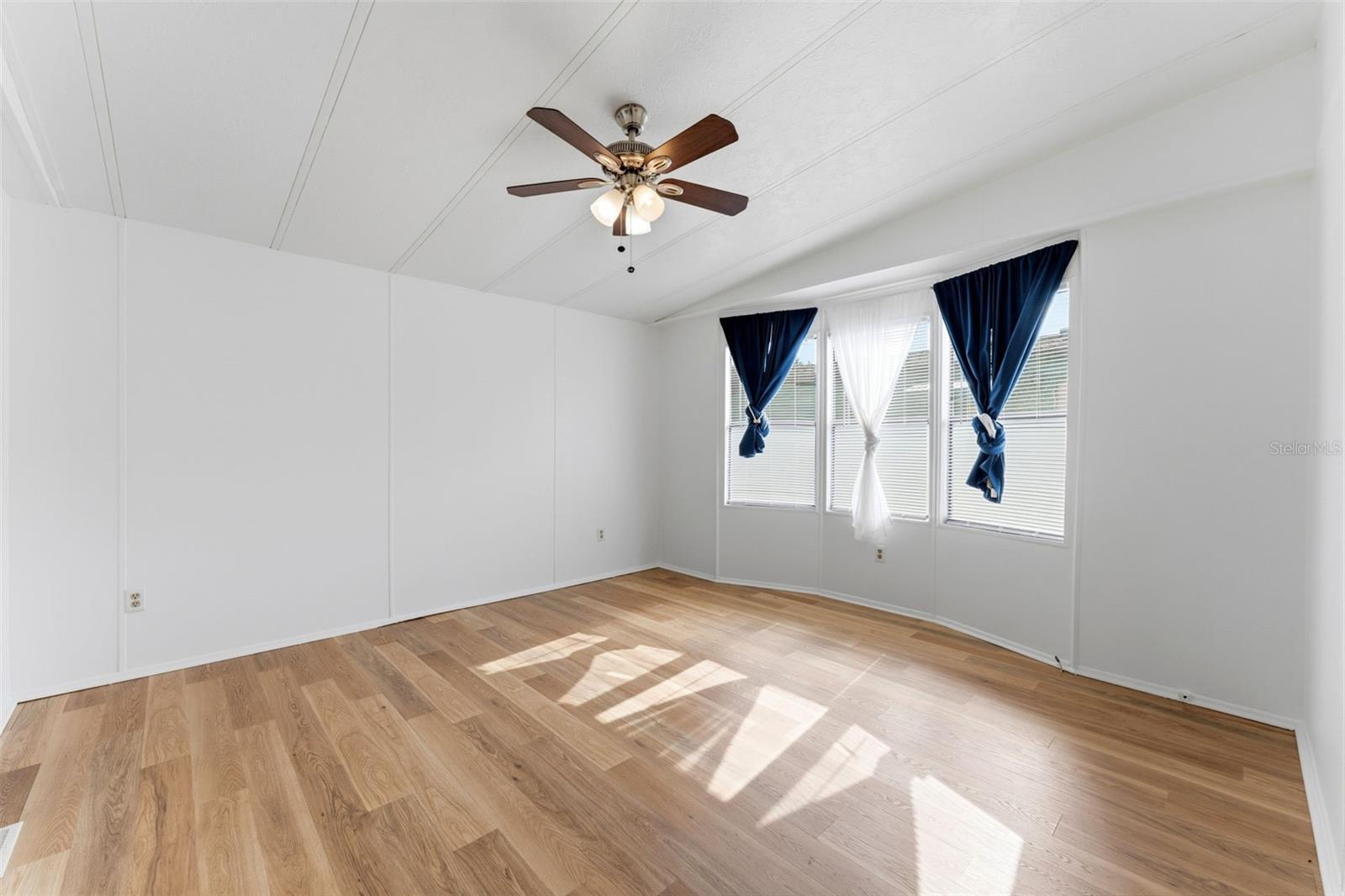 34334 COUNTRYSIDE DR, WESLEY CHAPEL, FL, 33543
