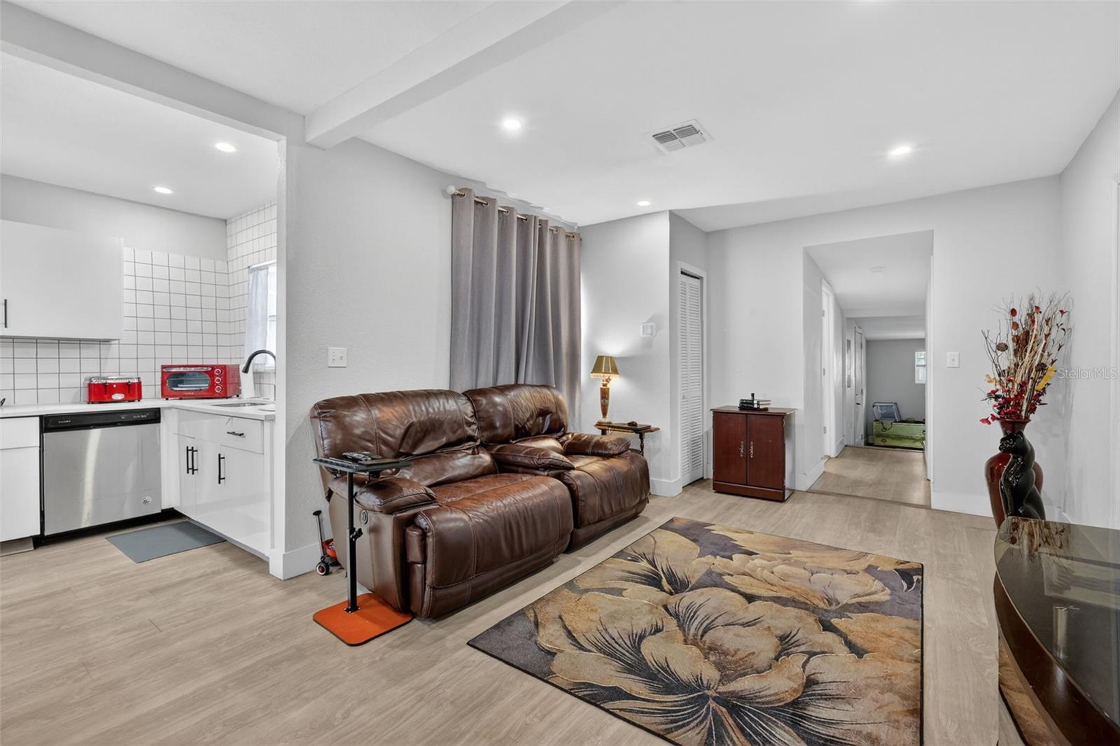 1114 PINE AVE, SANFORD, FL, 32771