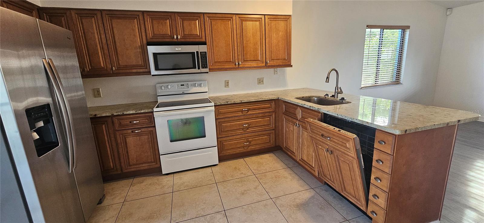 4904 VINCENNES CT #209, CAPE CORAL, FL, 33904