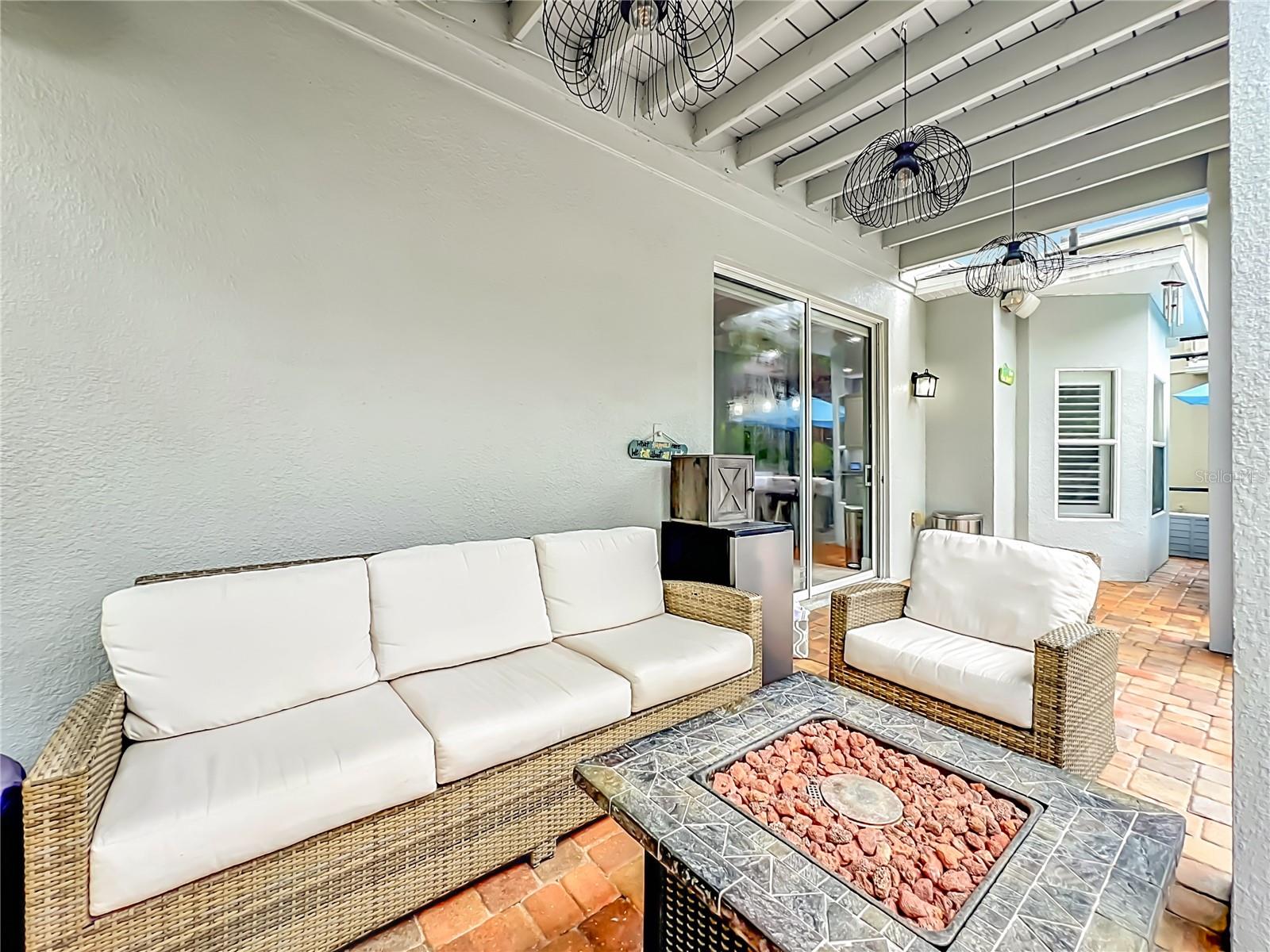 2627 LAKEMOOR DR, ORLANDO, FL, 32828