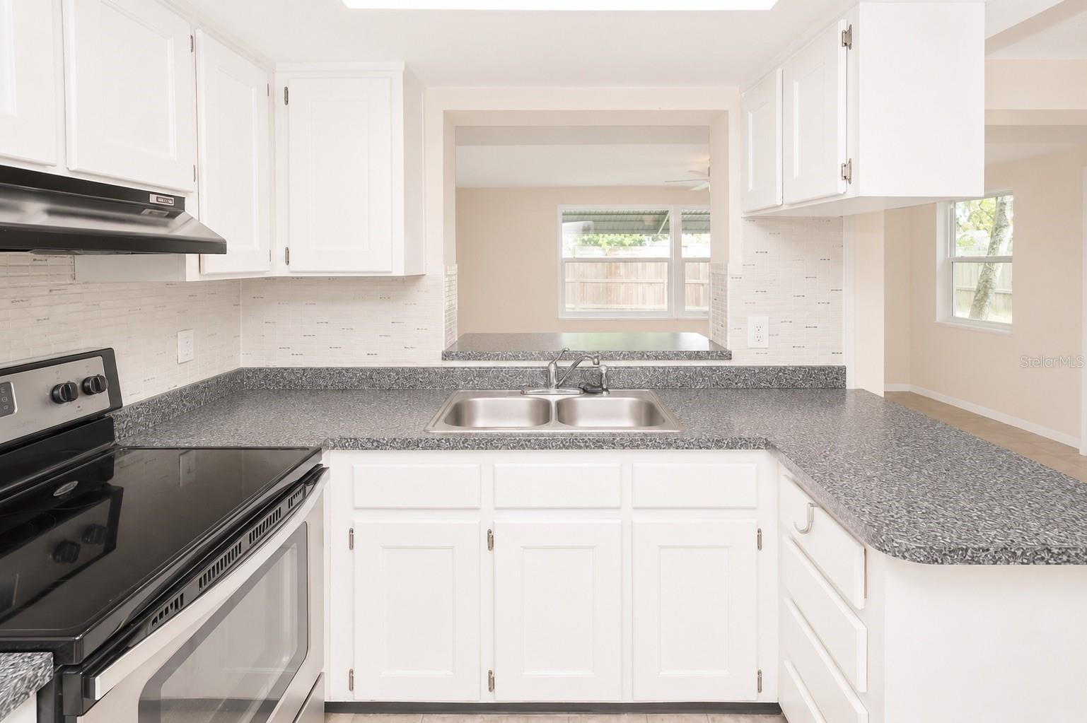 10801 OLDHAM RD, PORT RICHEY, FL, 34668